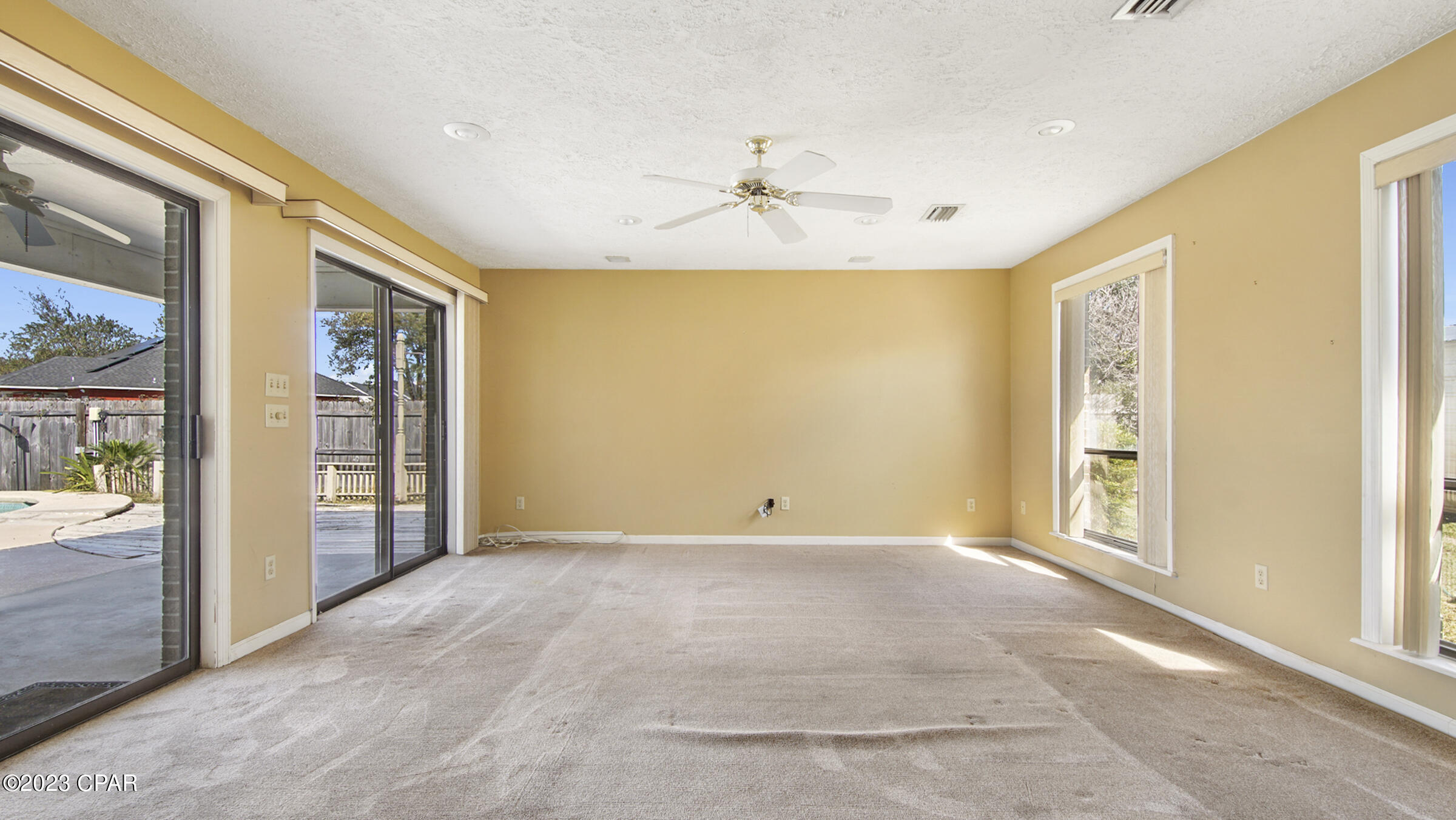 Venetian Villa 1st Add Replat - Residential