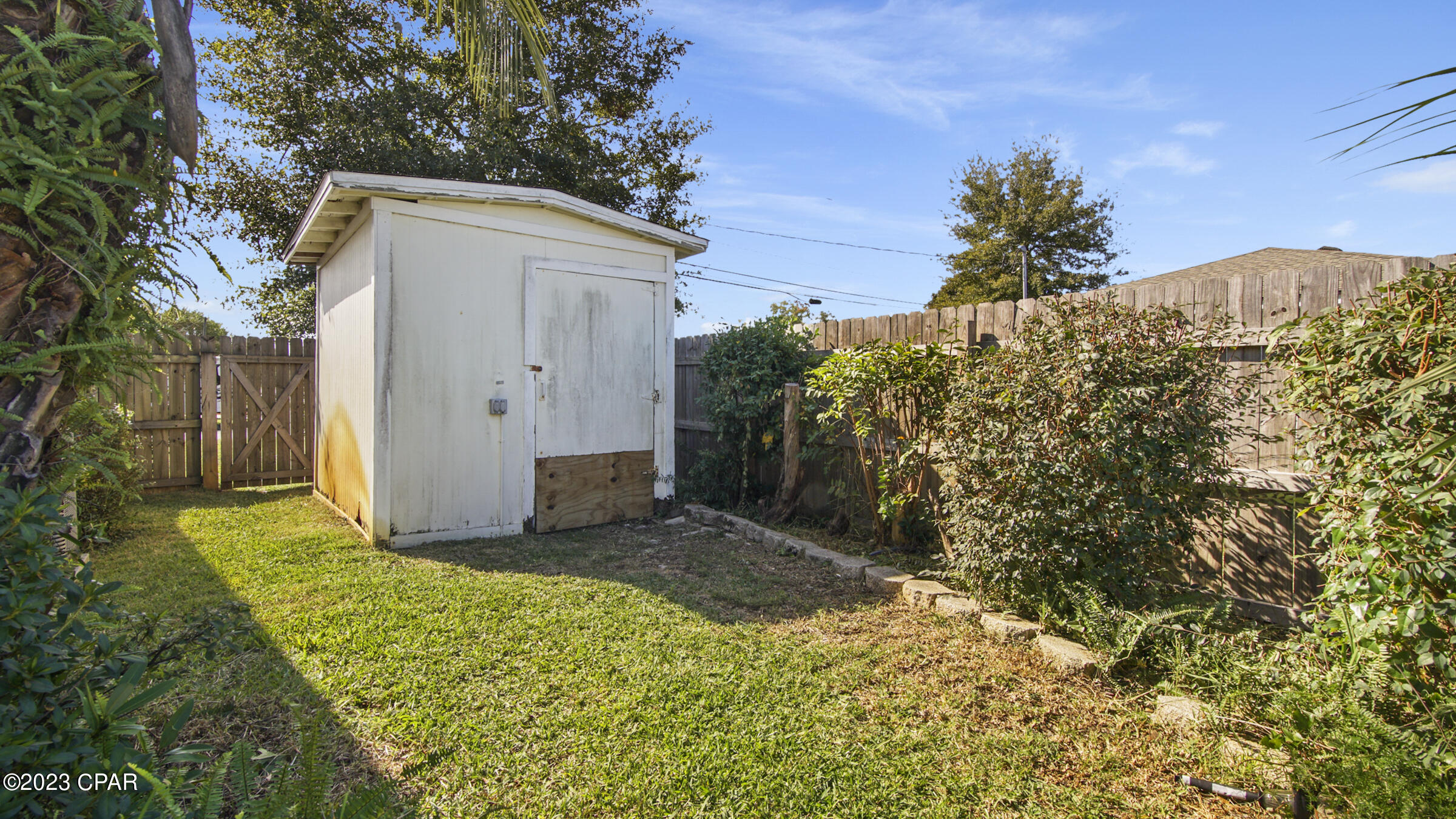 Venetian Villa 1st Add Replat - Residential