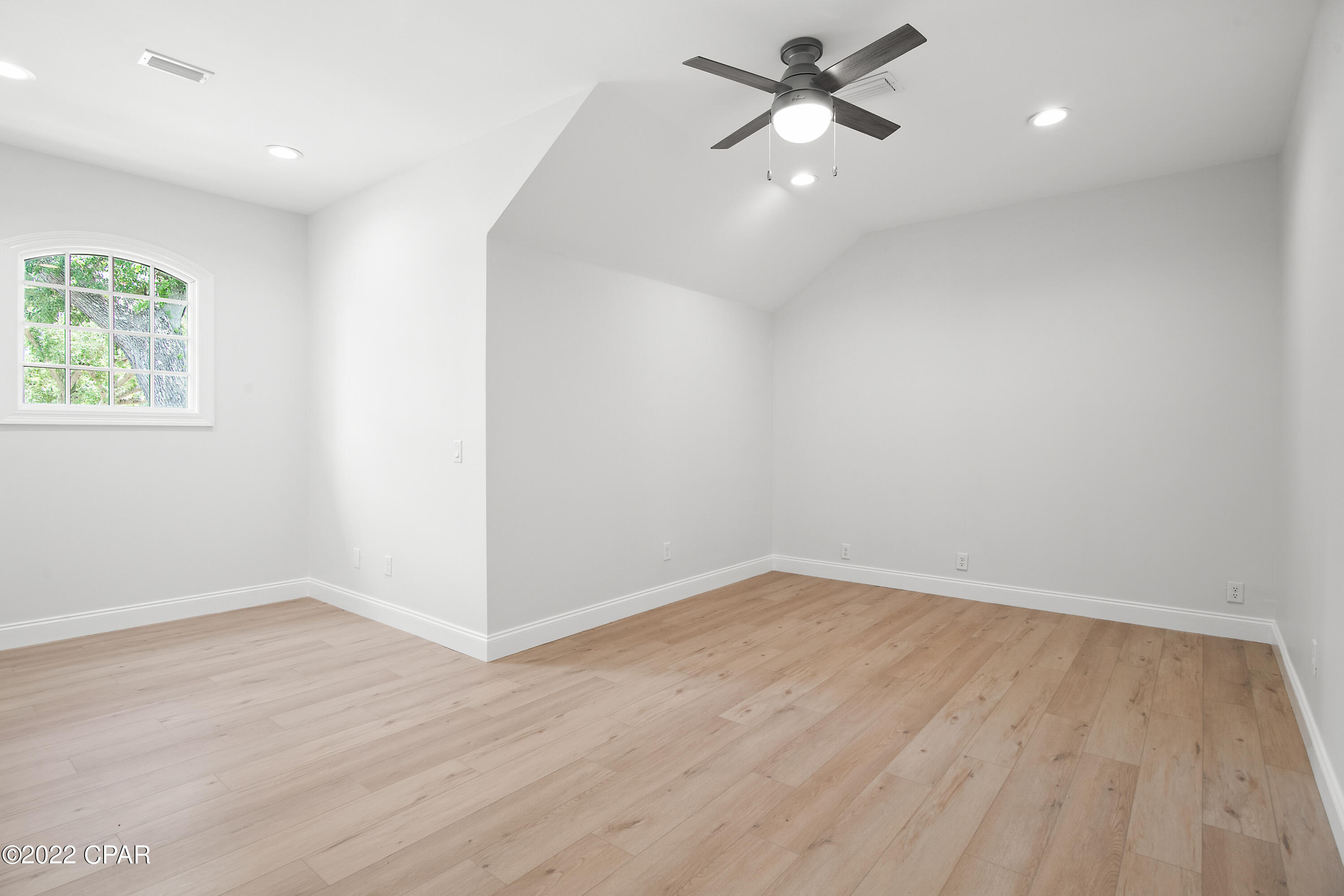 Cove Pointe - Residential