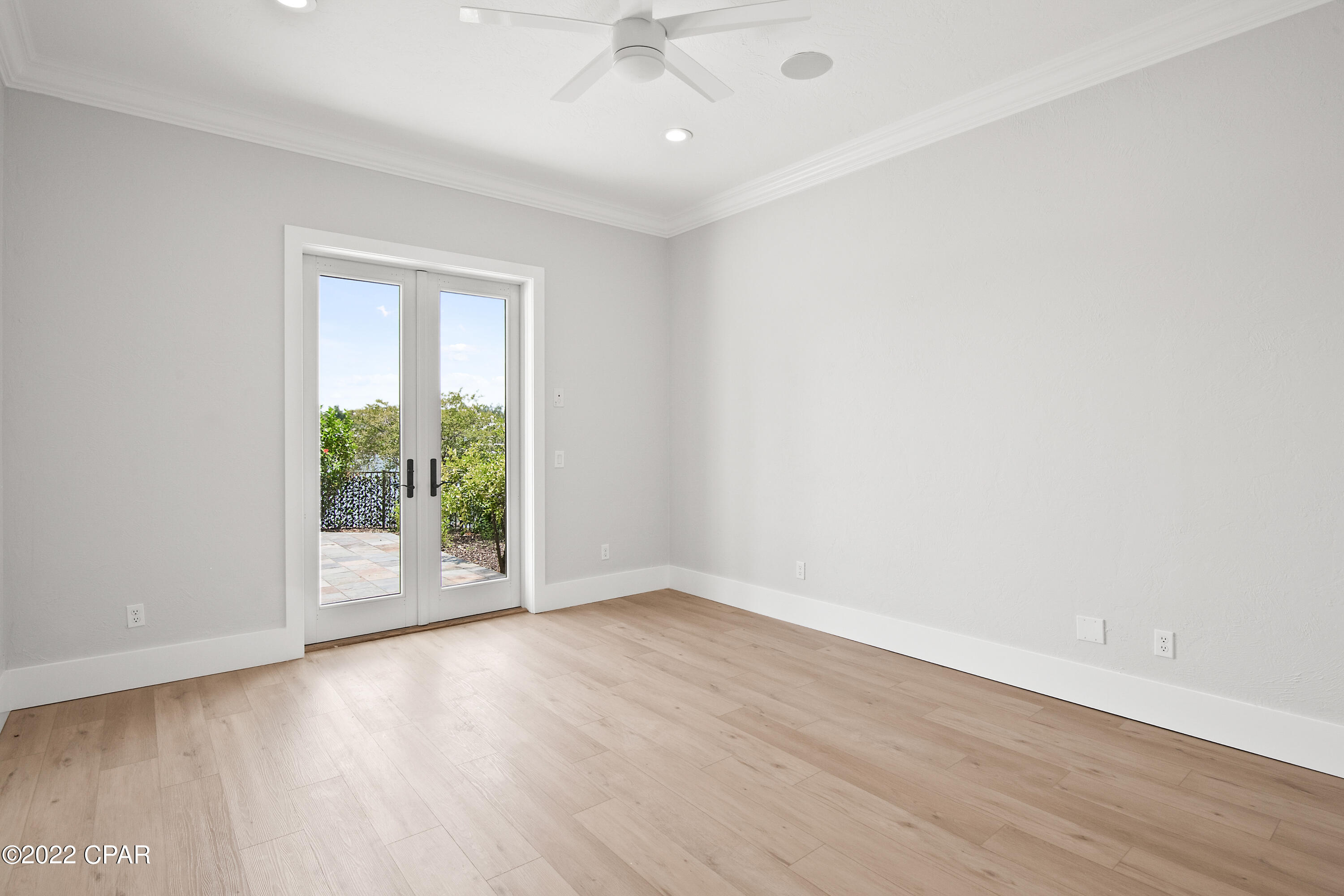 Cove Pointe - Residential