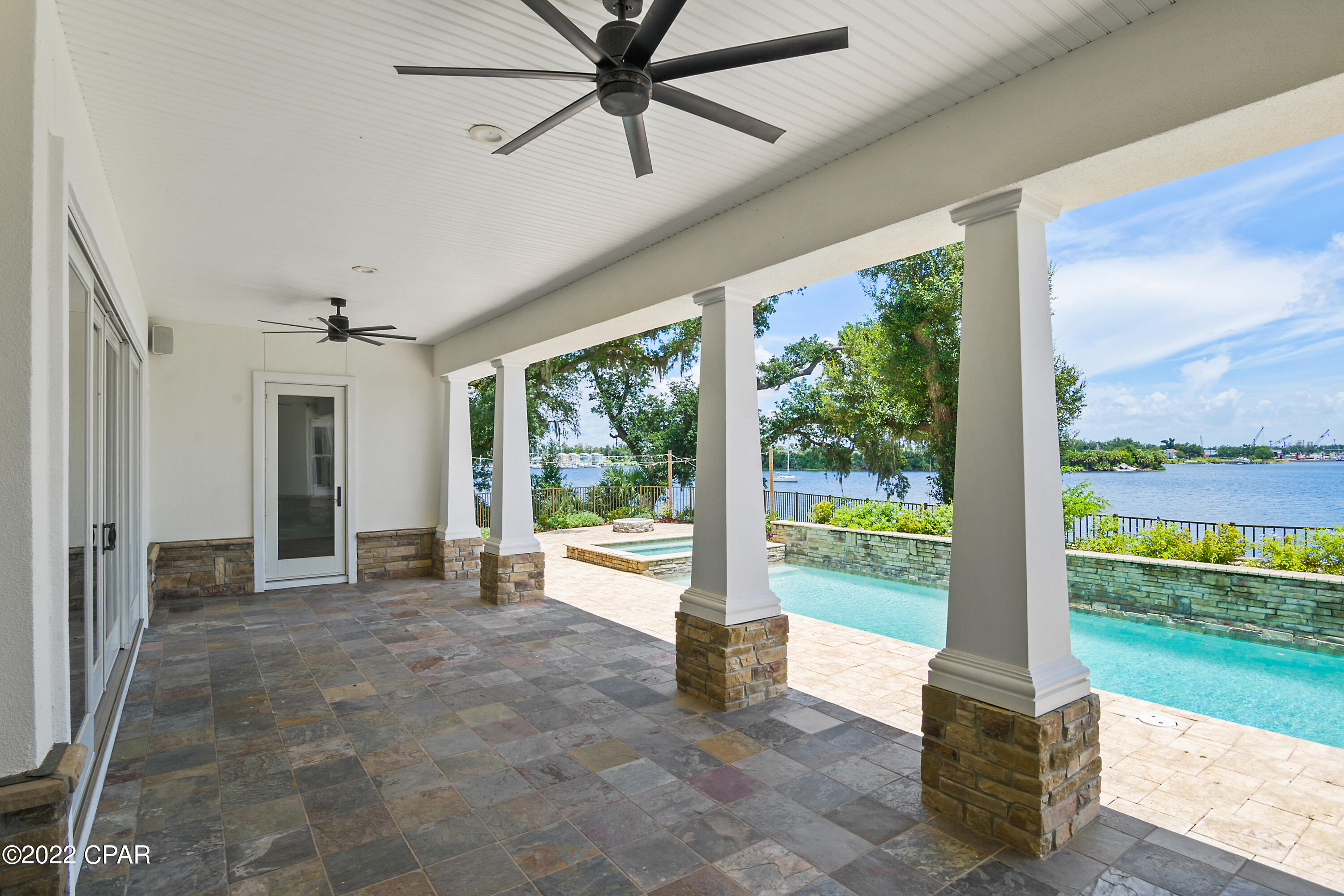 Cove Pointe - Residential