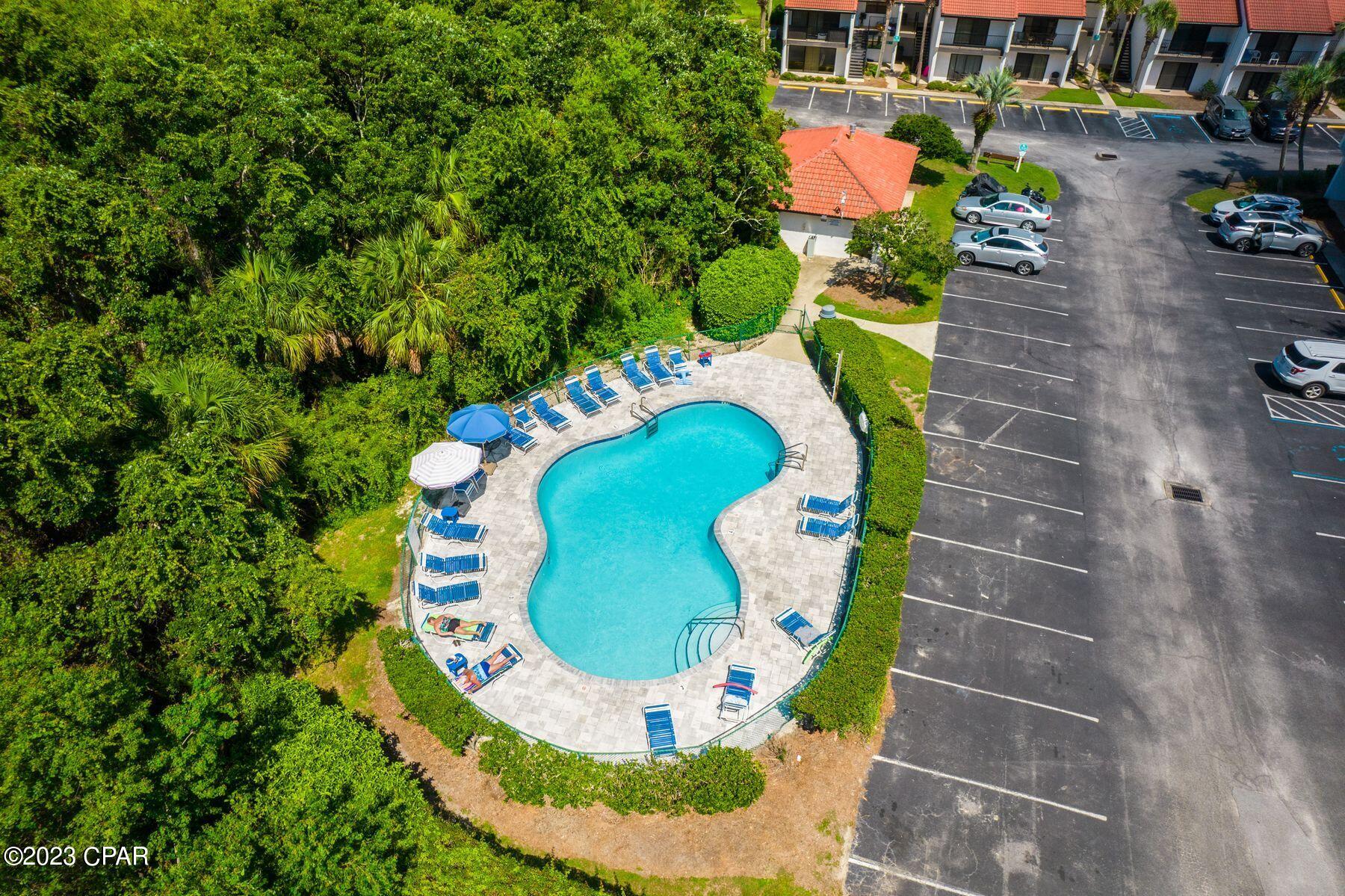 Edgewater Golf Villas V-C - Residential