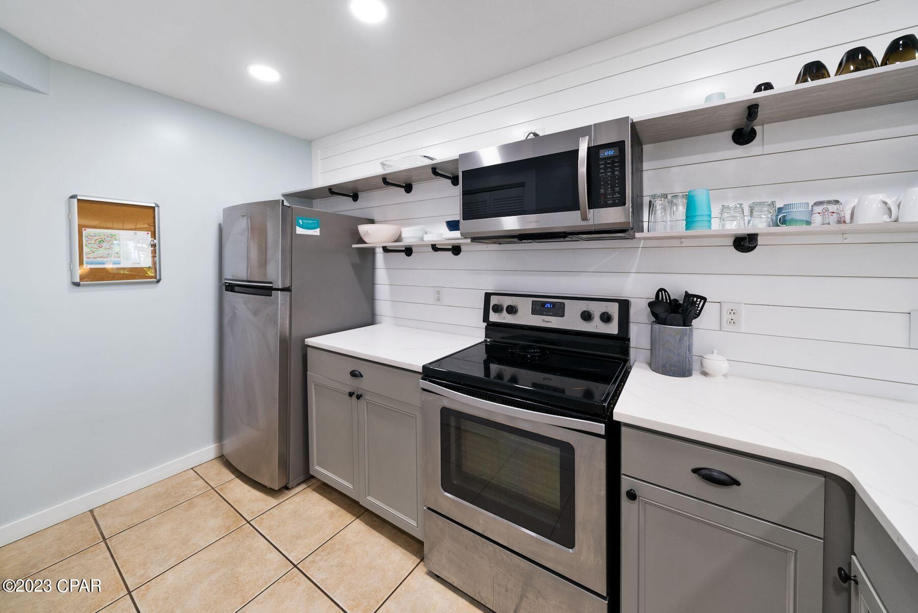 Edgewater Golf Villas V-C - Residential