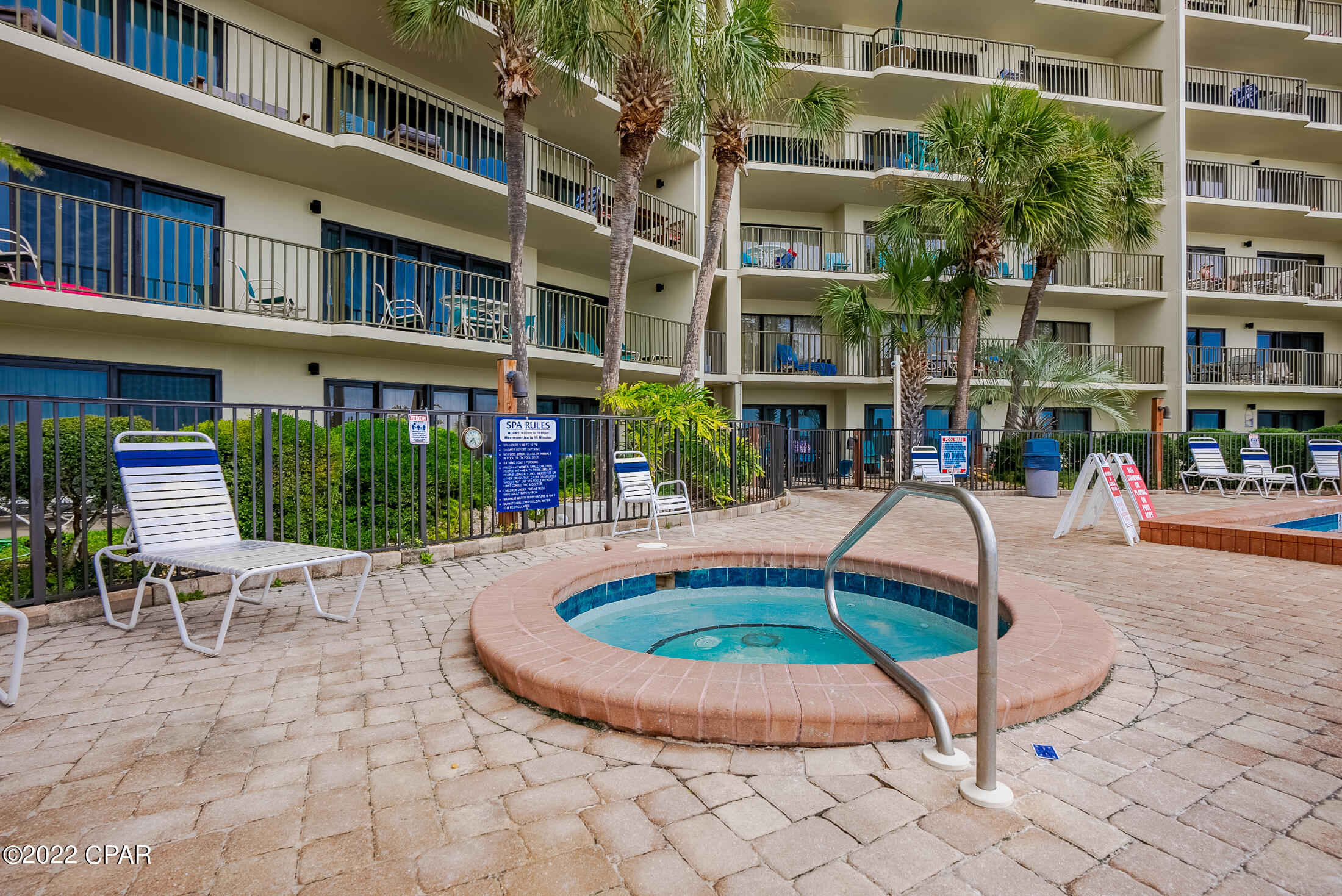 The Commodore - Residential