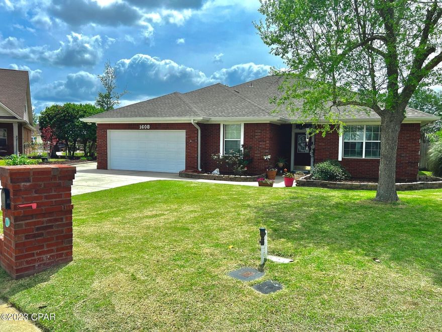 ****5k credit for closing costs to qualified buyer****
Well-maintained, beautiful four-bedroom home located in a peaceful cul-de-sac in the highly-sought after Mowat Highlands neighborhood. Your next home features tall ceilings and large privacy fenced-in yard. The house features an almost complete renovation in 2019. Brand new flooring in several rooms and tiled in all common areas. Centrally located kitchen, with ample shelving and large food pantry. The kitchen overlooks the large living room featuring a fireplace and convenient energy efficient windows. The living area's family-happy layout also provides a perfect floor plan for hosting get-togethers.  Generously sized bedrooms. The master bedroom features an adjoining oversized bathroom with a large walk-in closet, garden tub for two, separate shower and enclosed toilet room. The large screened in back porch provides a relaxing spot to enjoy reading a book or sit next to your little pond. Let's not forget the oversized 2-car garage with additional parking on the side. Convenient location lets you take a short drive to the beach, lots of shopping, and all the amenities that Lynn Haven has to offer. It has amongst the best schools in area. Come and fall in love with your forever home!