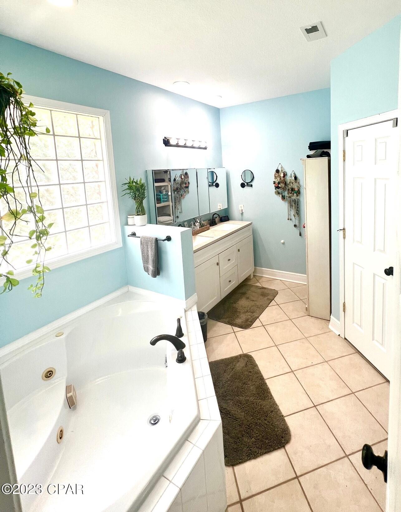 Mowat Highlands Ph X - Residential