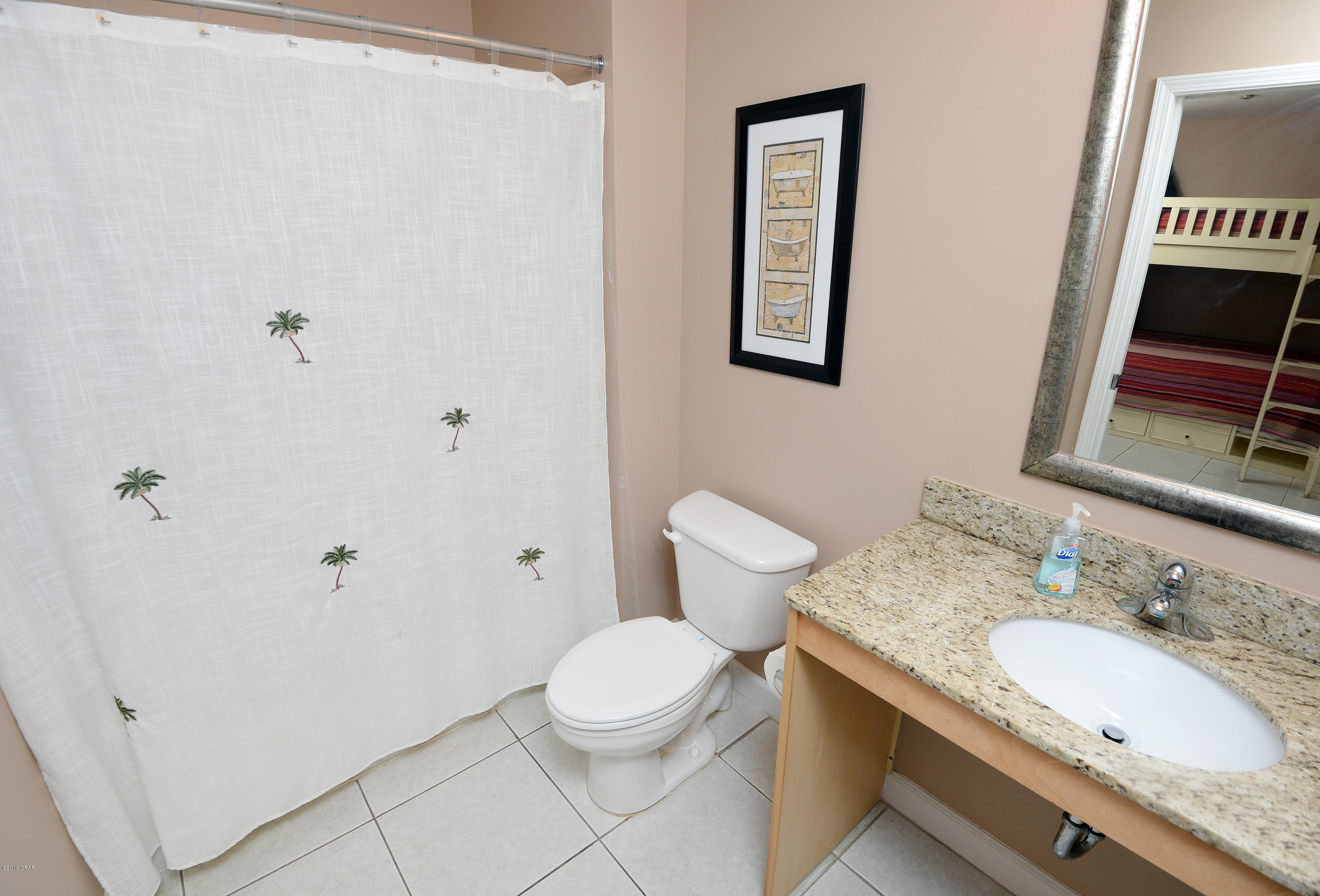 Splash Condo - Residential