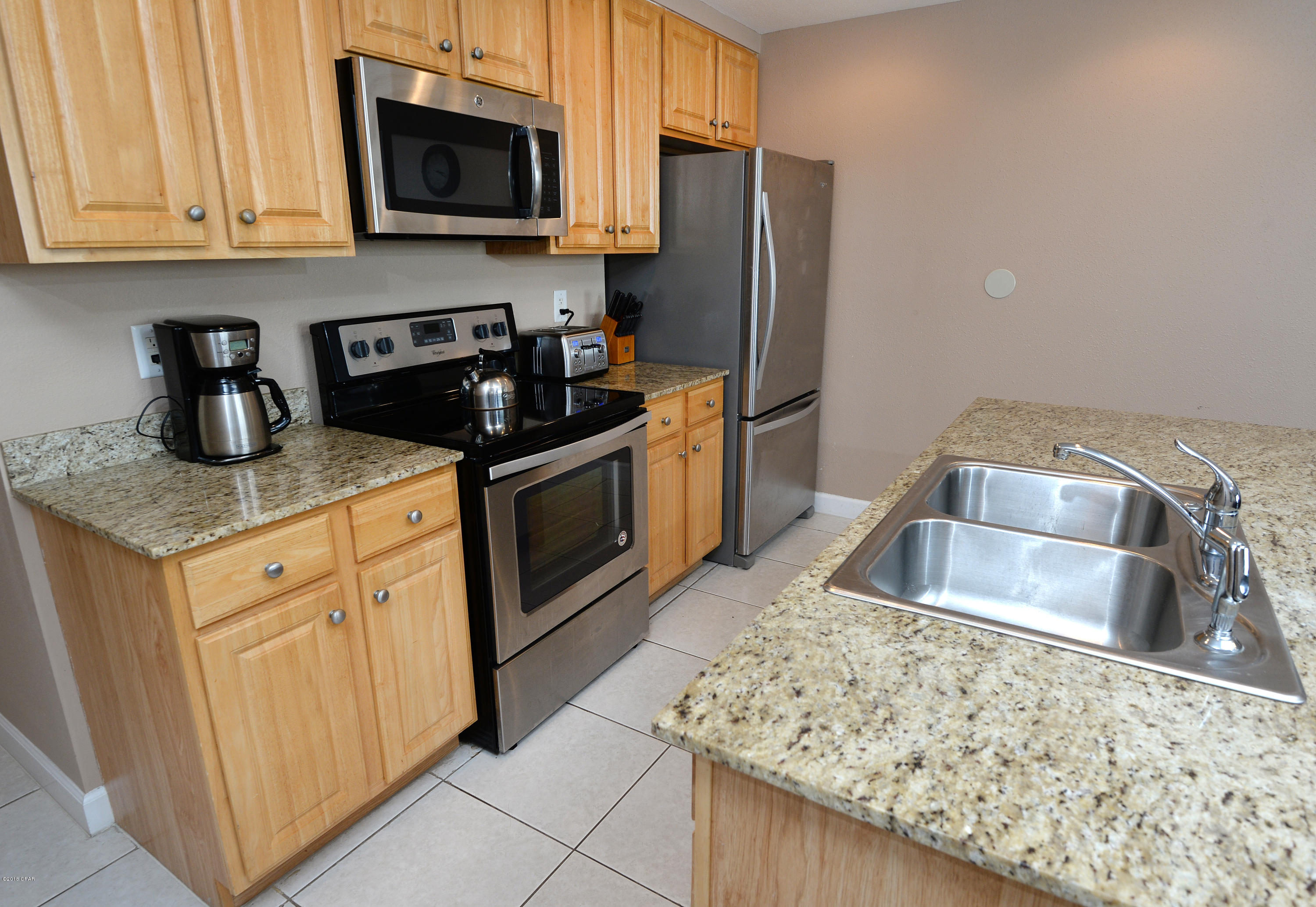 Splash Condo - Residential