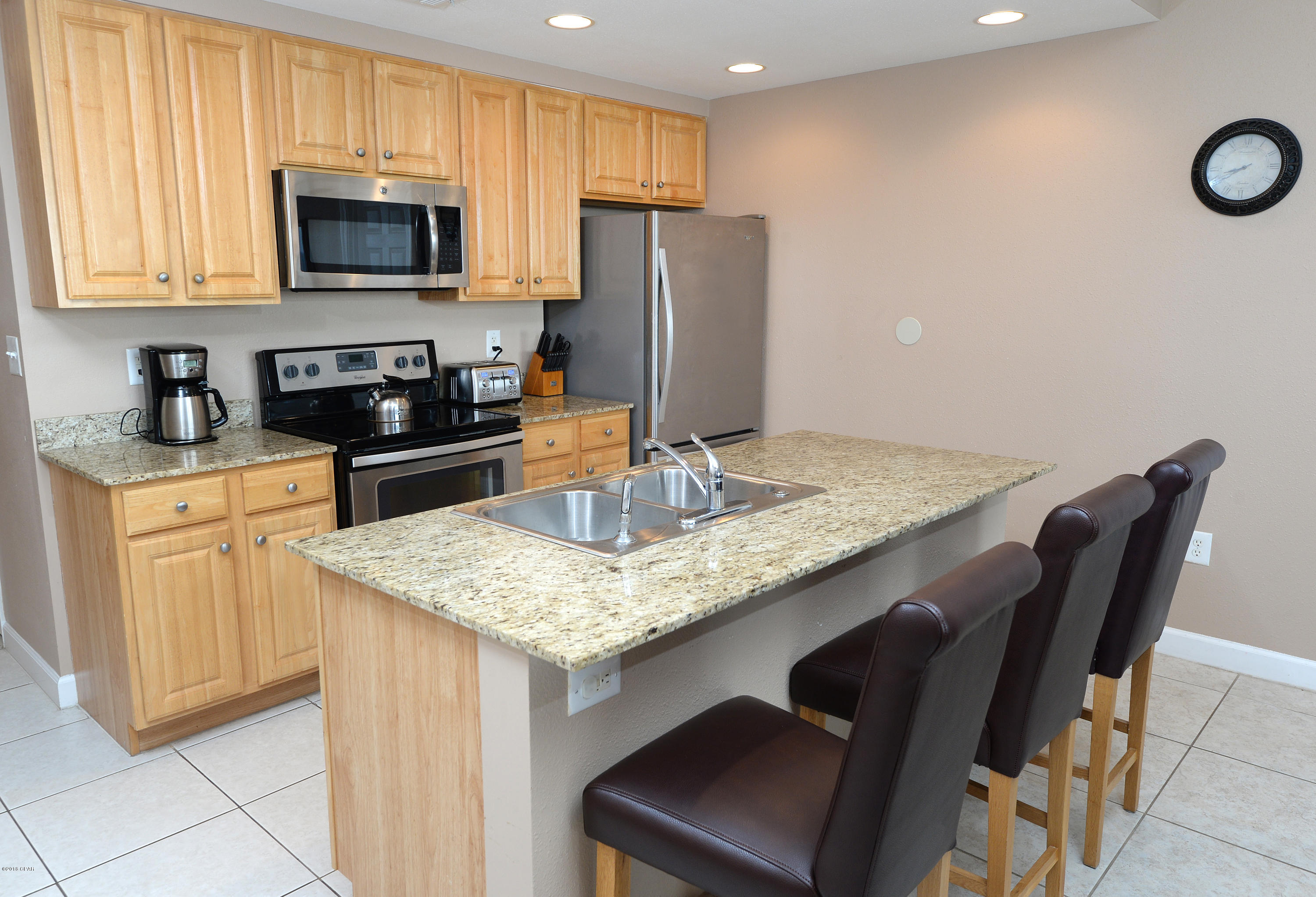 Splash Condo - Residential