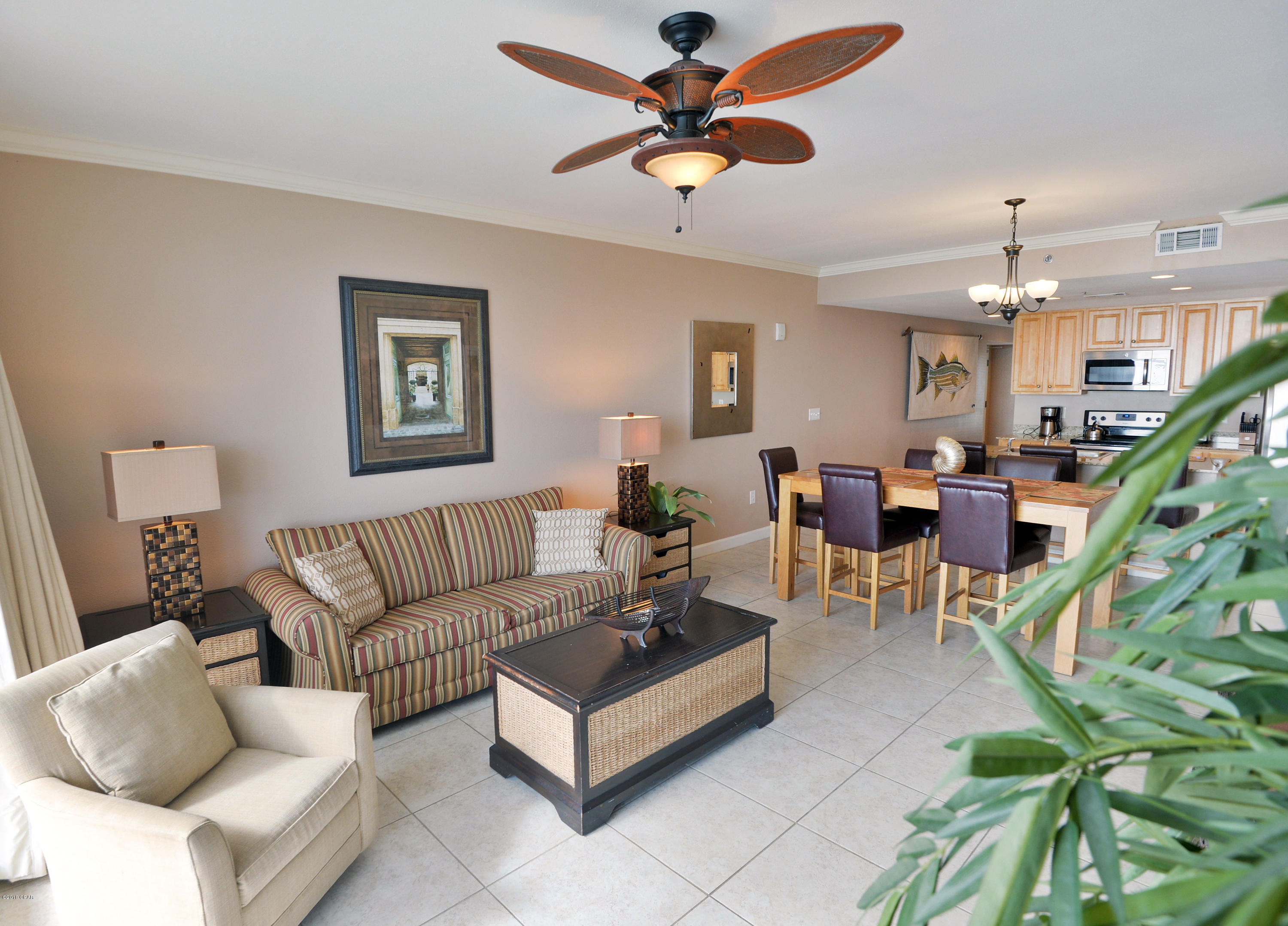 Splash Condo - Residential