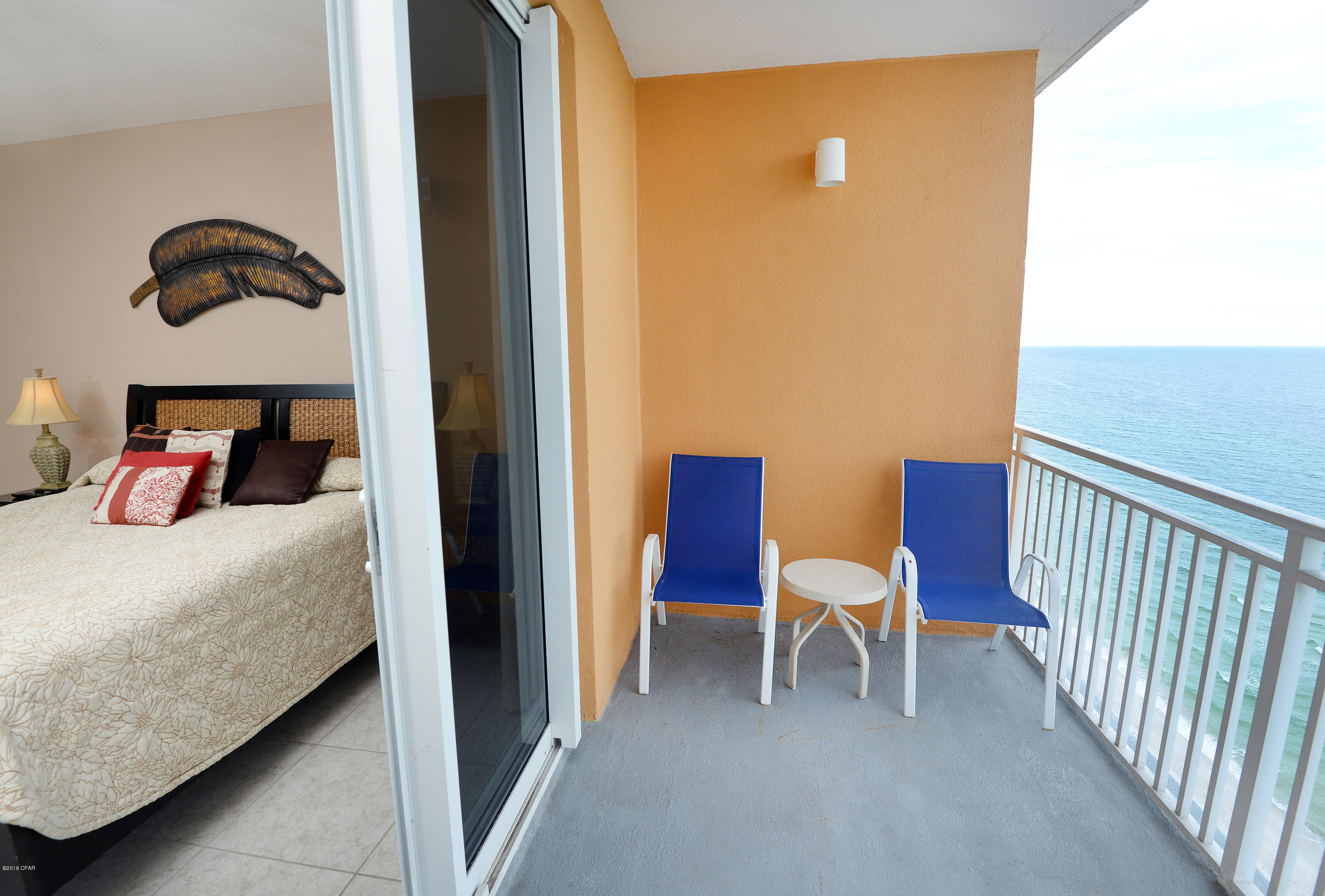 Splash Condo - Residential