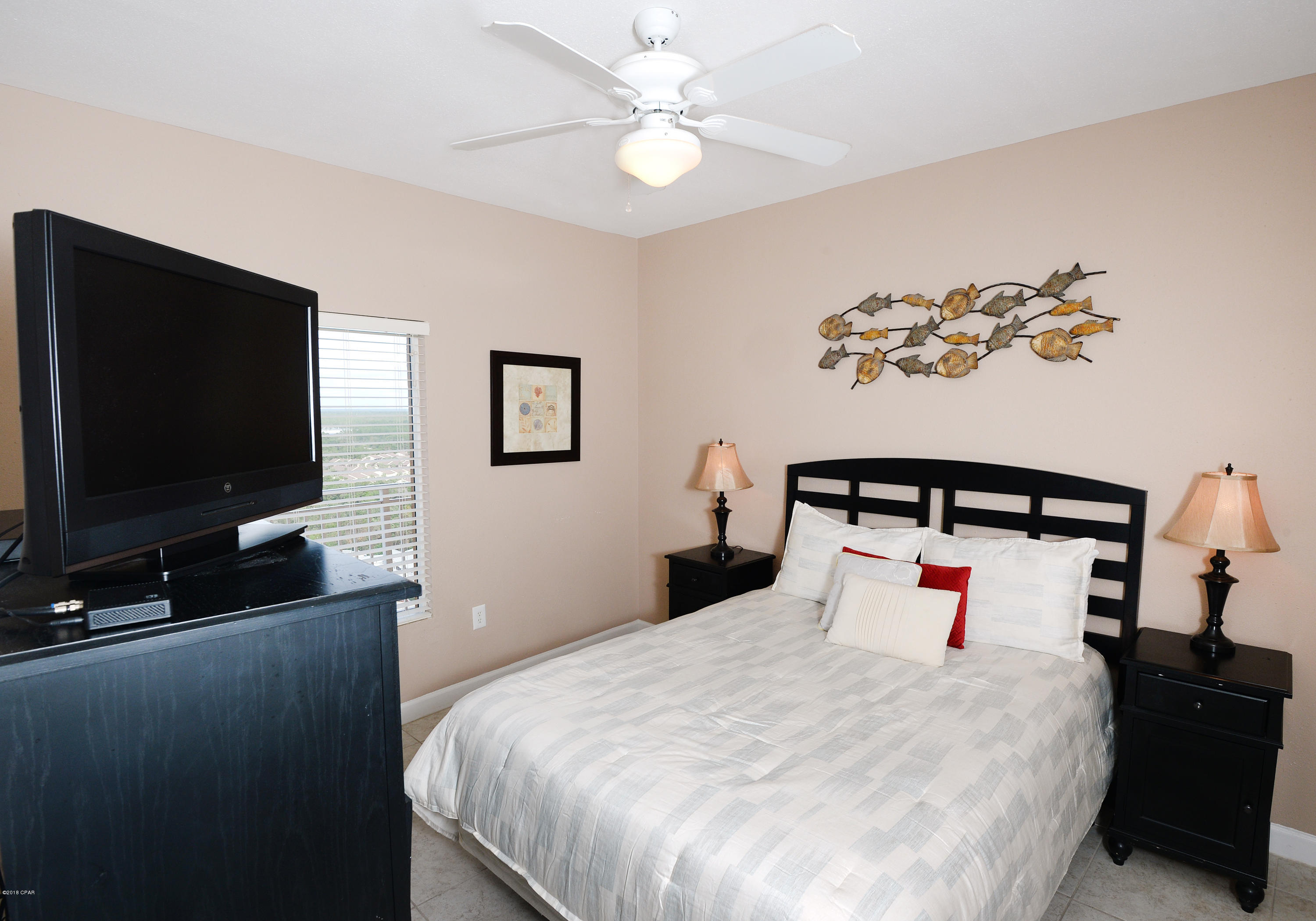 Splash Condo - Residential