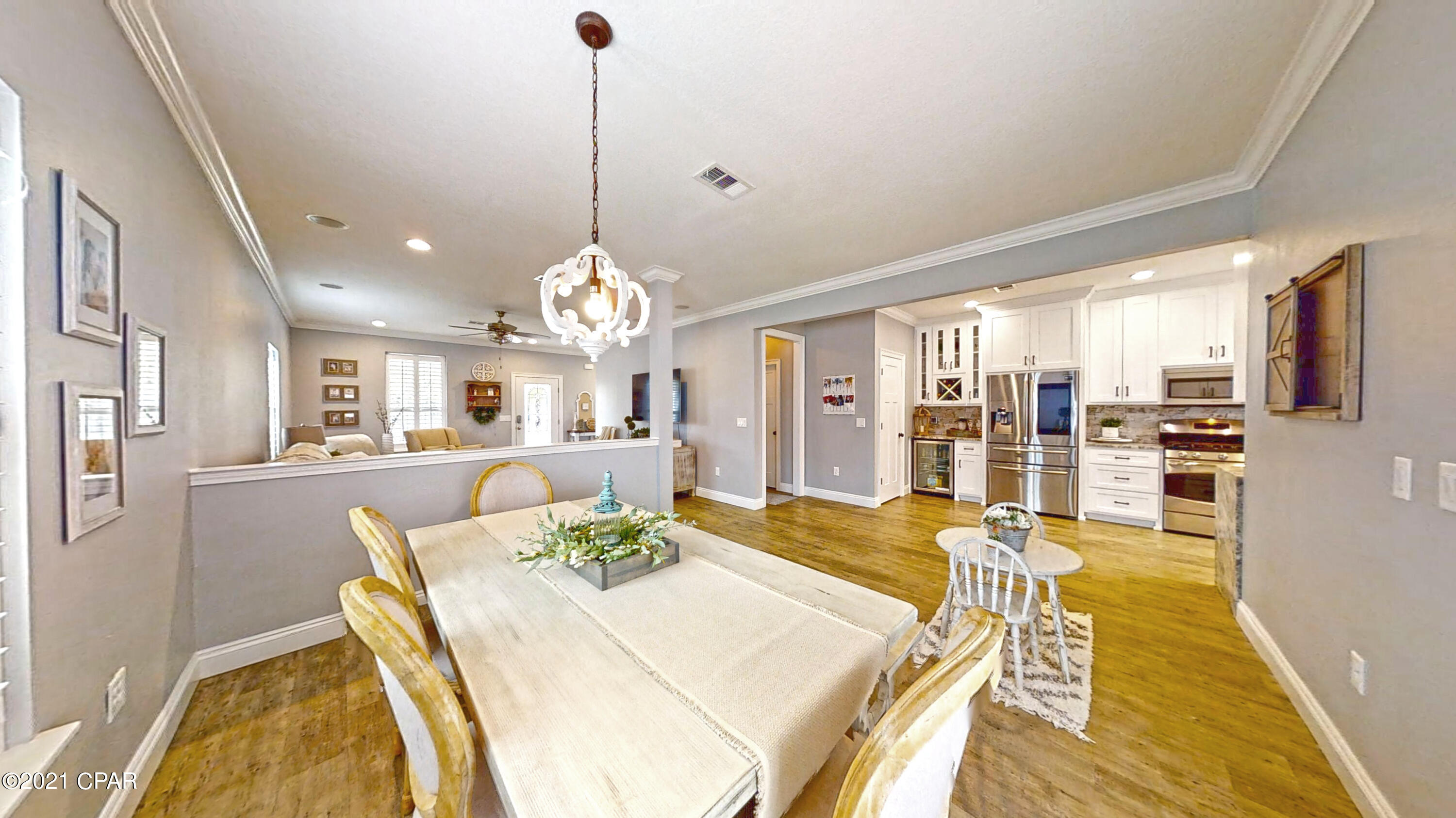 Magnolia Bay Club - Residential