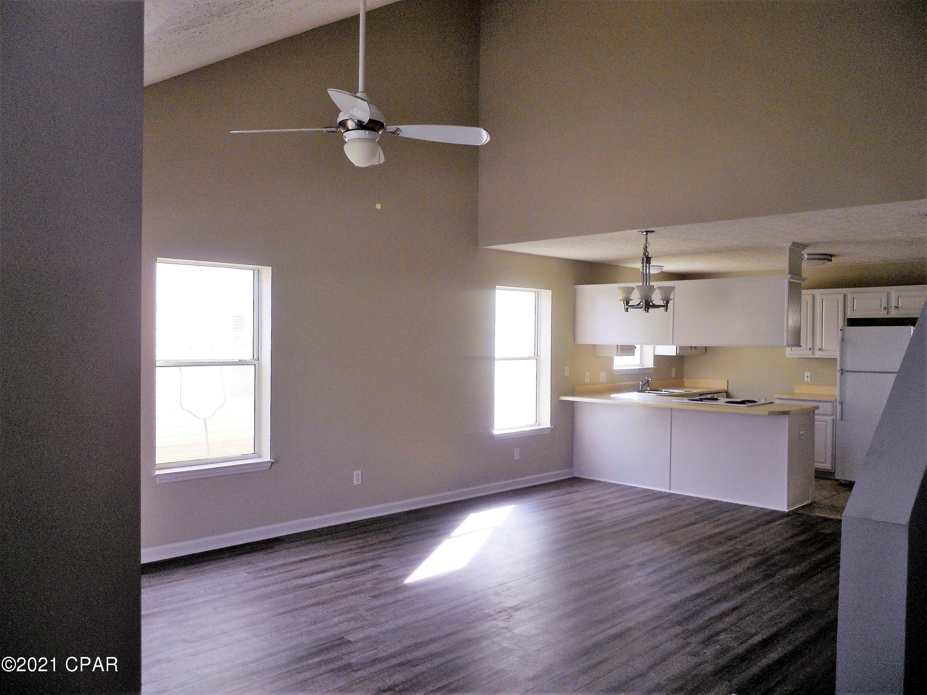 Palm Cove - Residential Lease