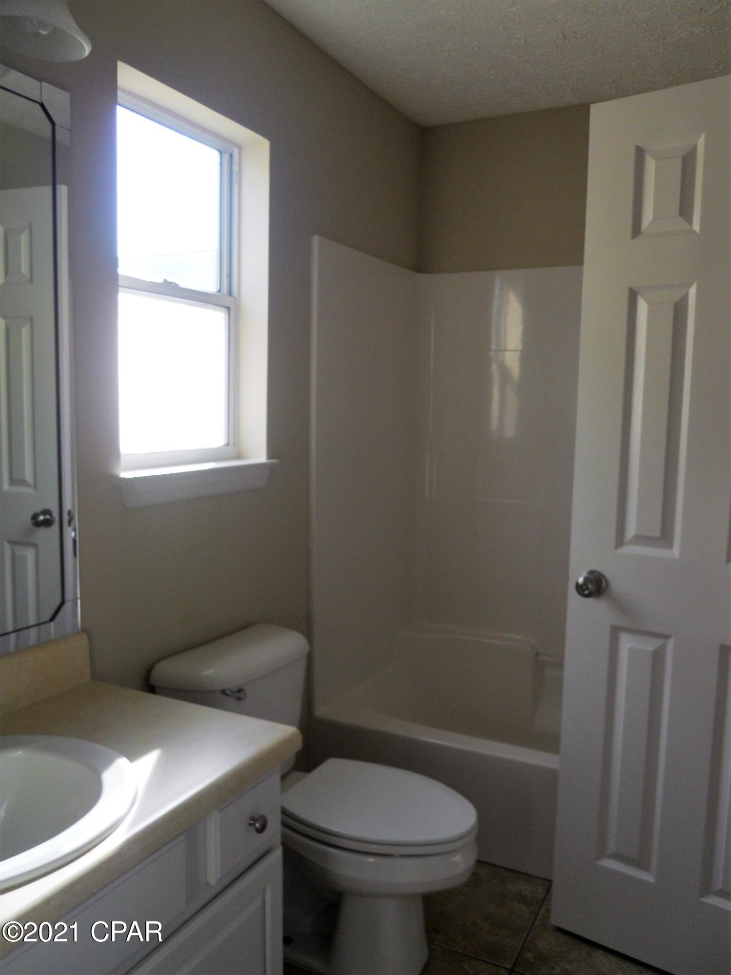 Palm Cove - Residential Lease