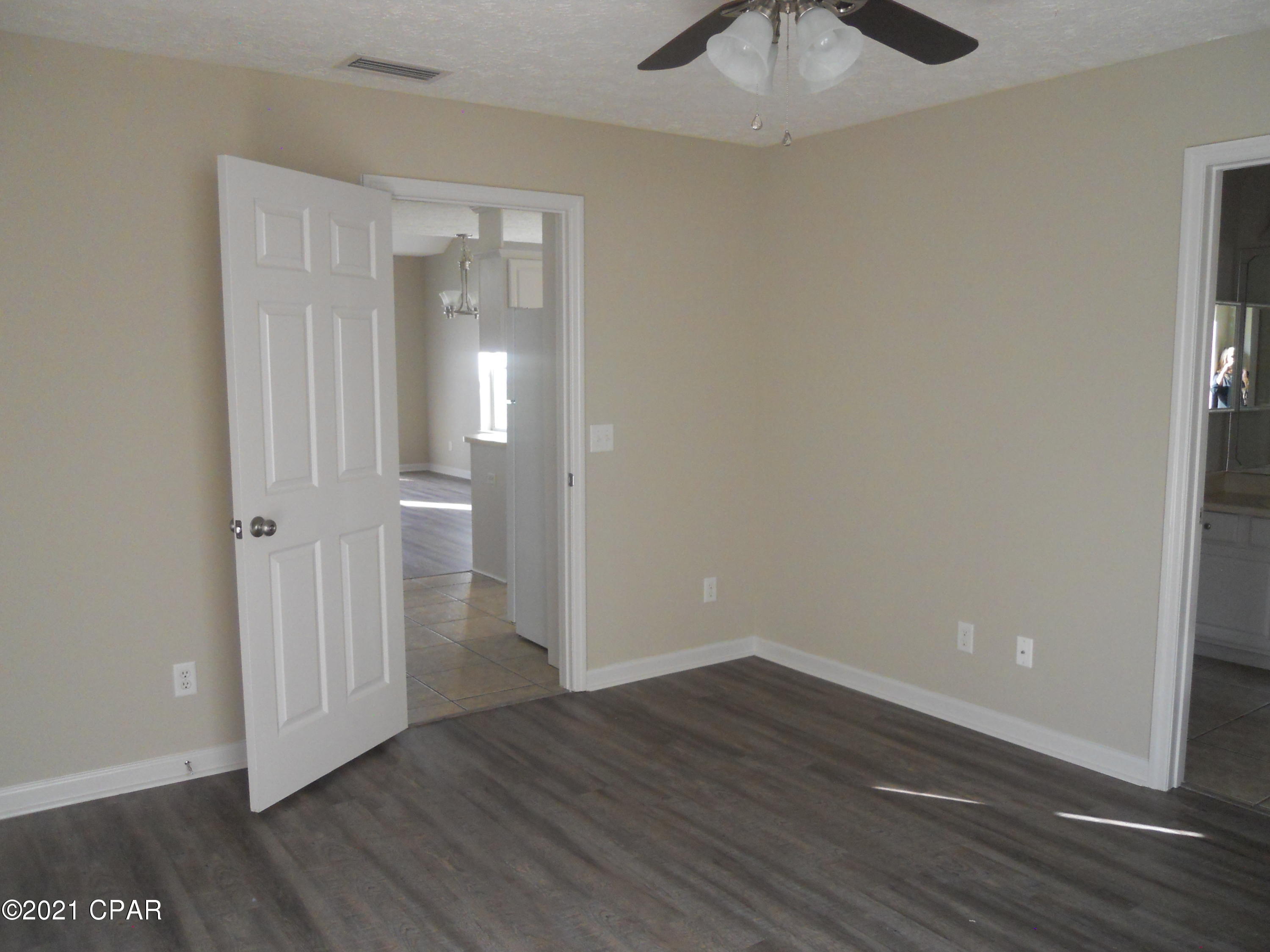 Palm Cove - Residential Lease