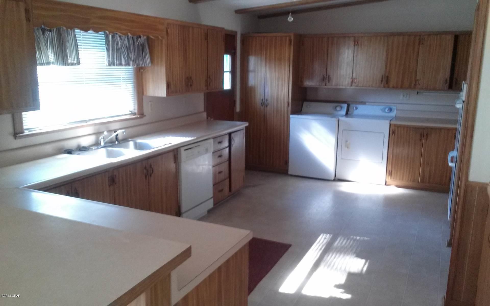 Woodlawn Unit 1 - Residential Lease