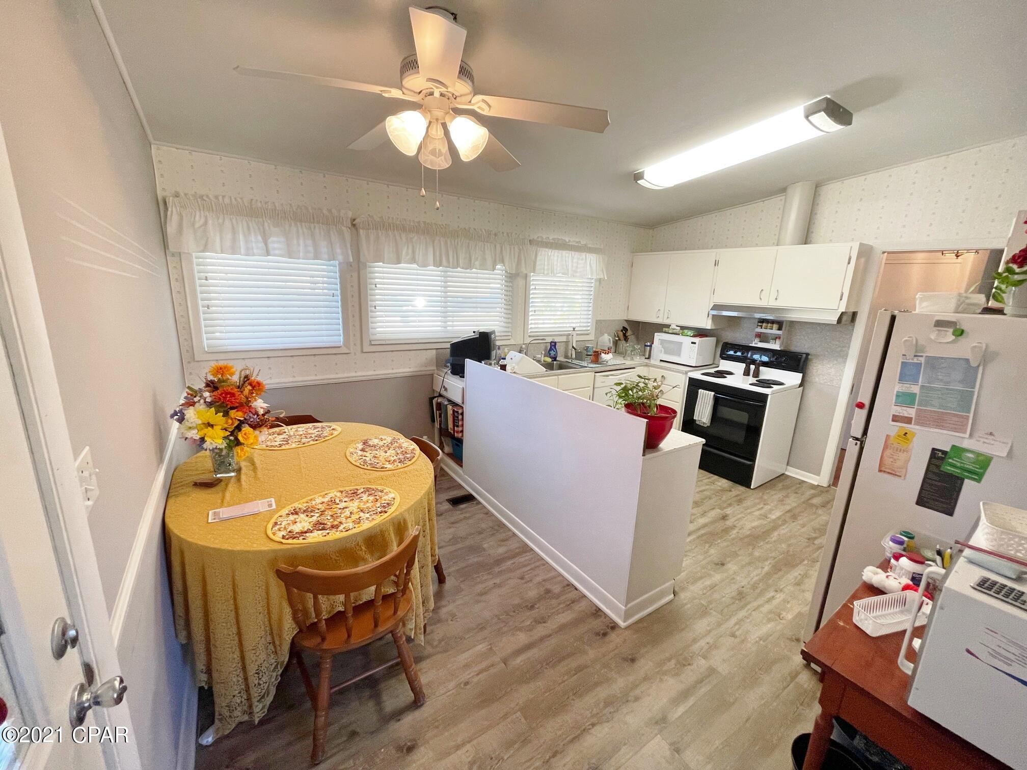 Walter R Davis Add - Residential