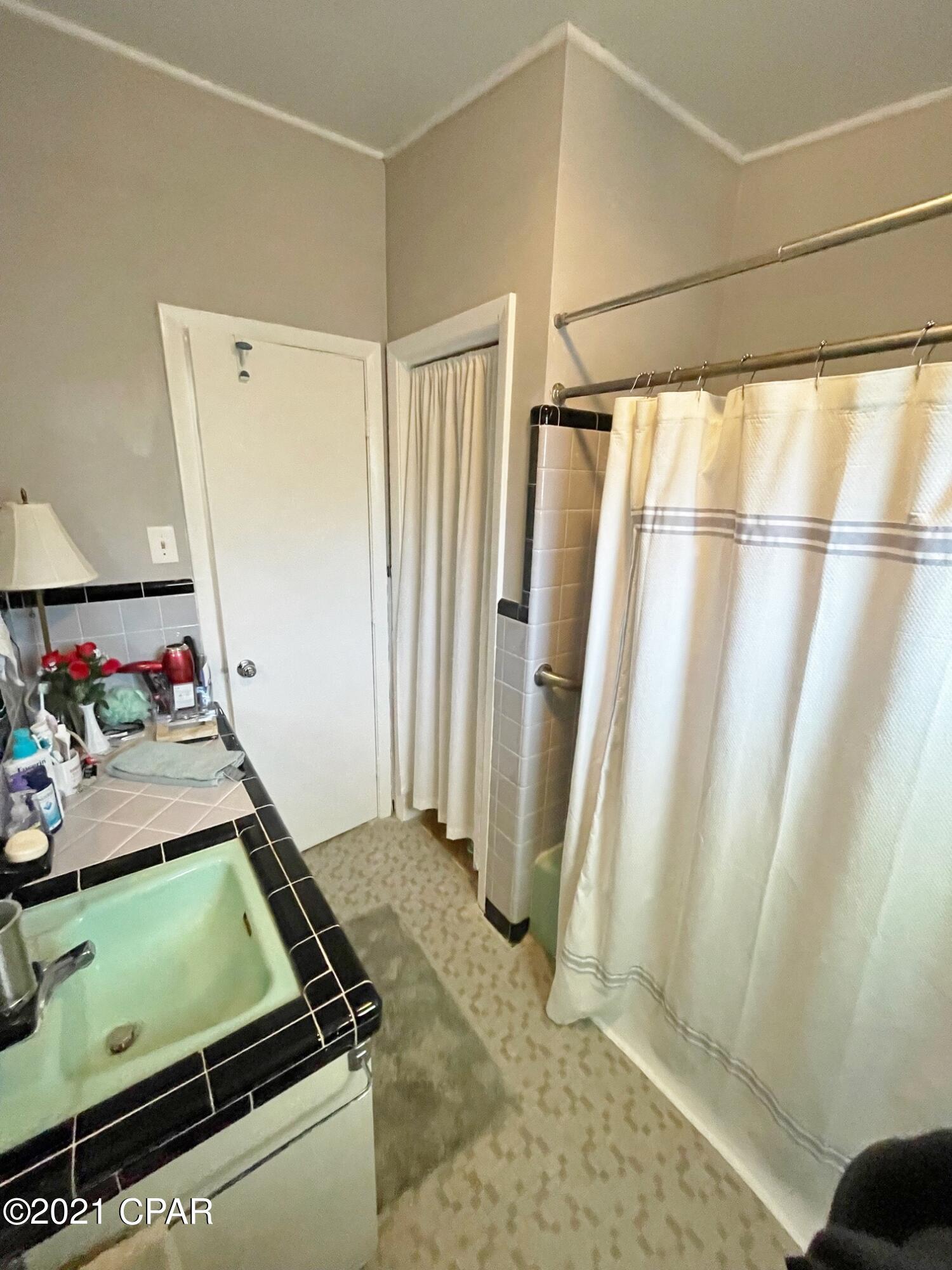 Walter R Davis Add - Residential