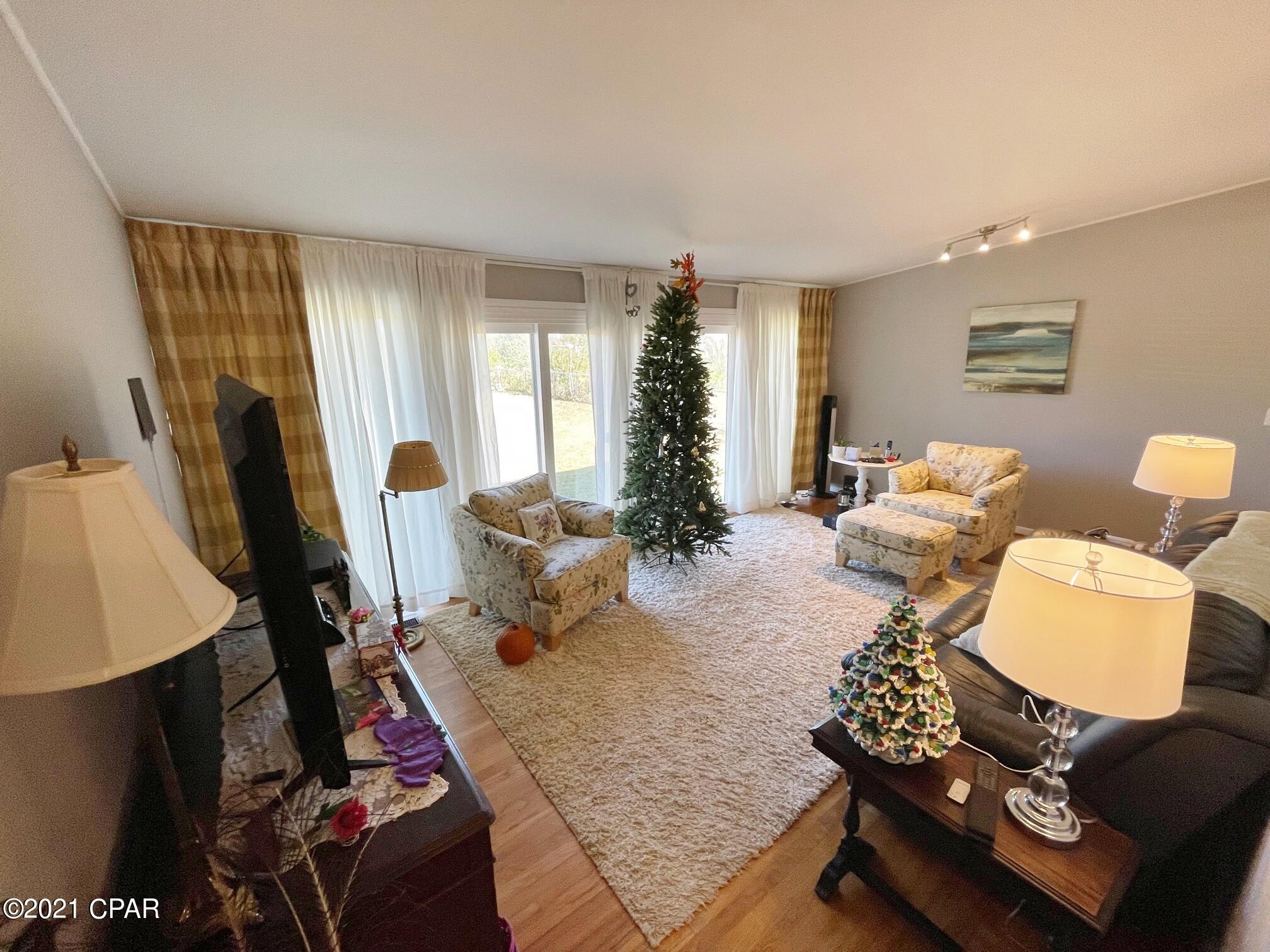 Walter R Davis Add - Residential