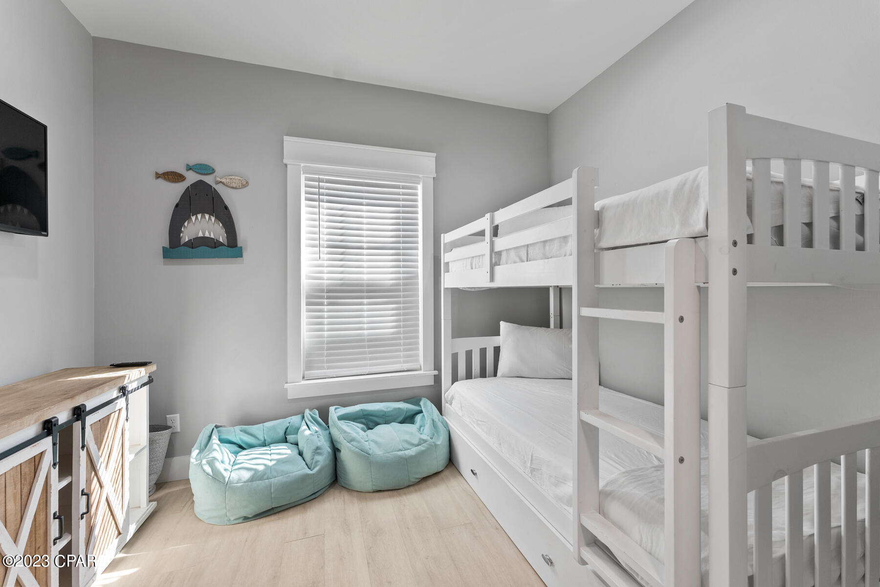 Laguna Beach Estates 7th Add - Residential Lease