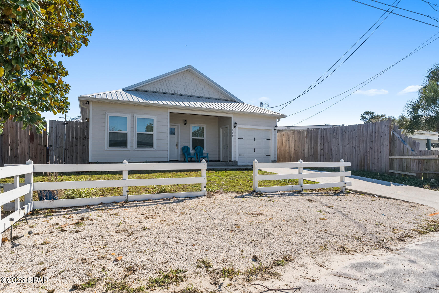 Laguna Beach Estates 7th Add - Residential Lease