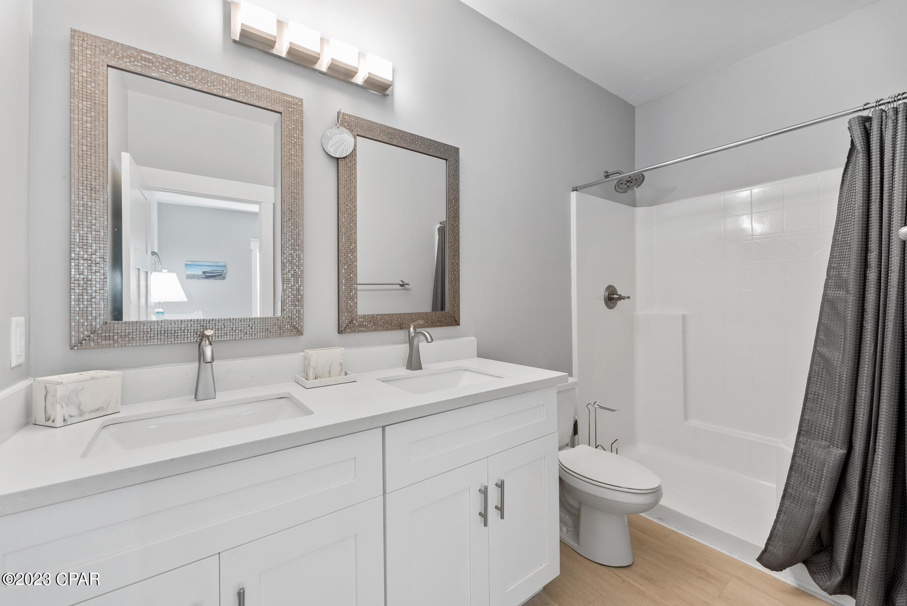 Laguna Beach Estates 7th Add - Residential Lease