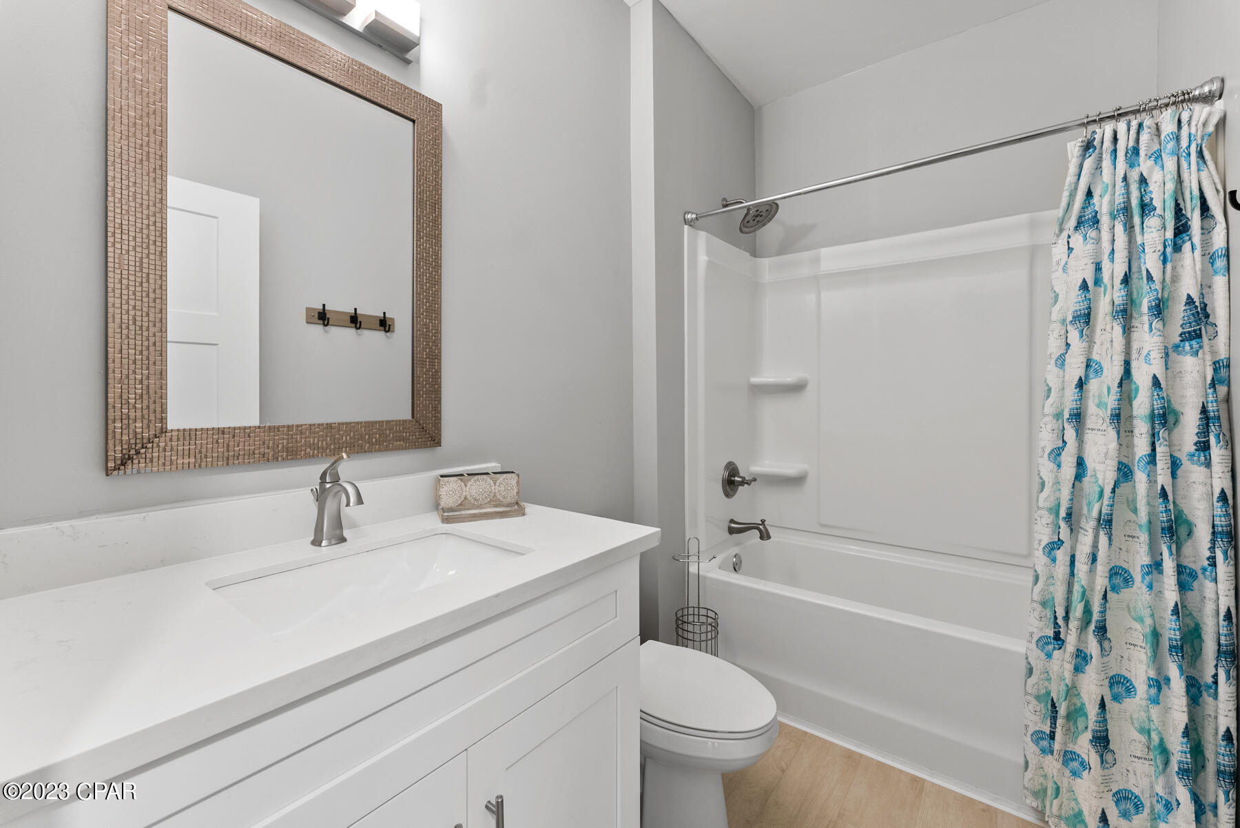 Laguna Beach Estates 7th Add - Residential Lease