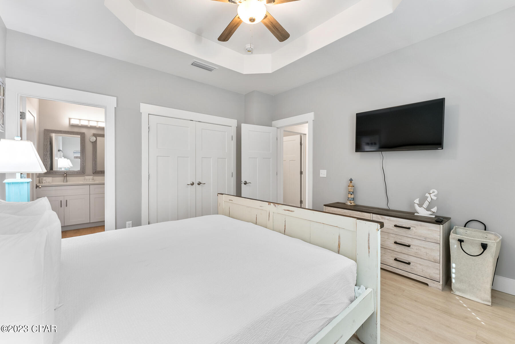 Laguna Beach Estates 7th Add - Residential Lease