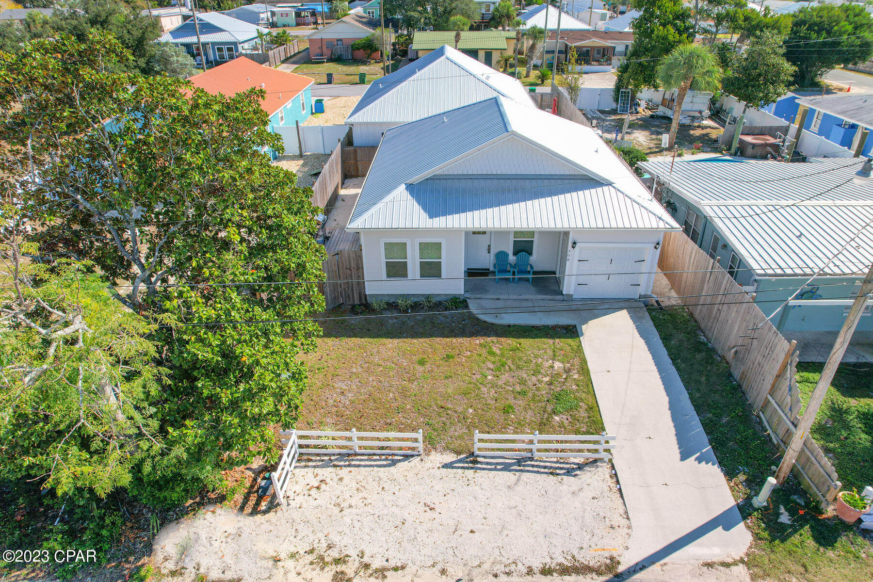 Laguna Beach Estates 7th Add - Residential Lease