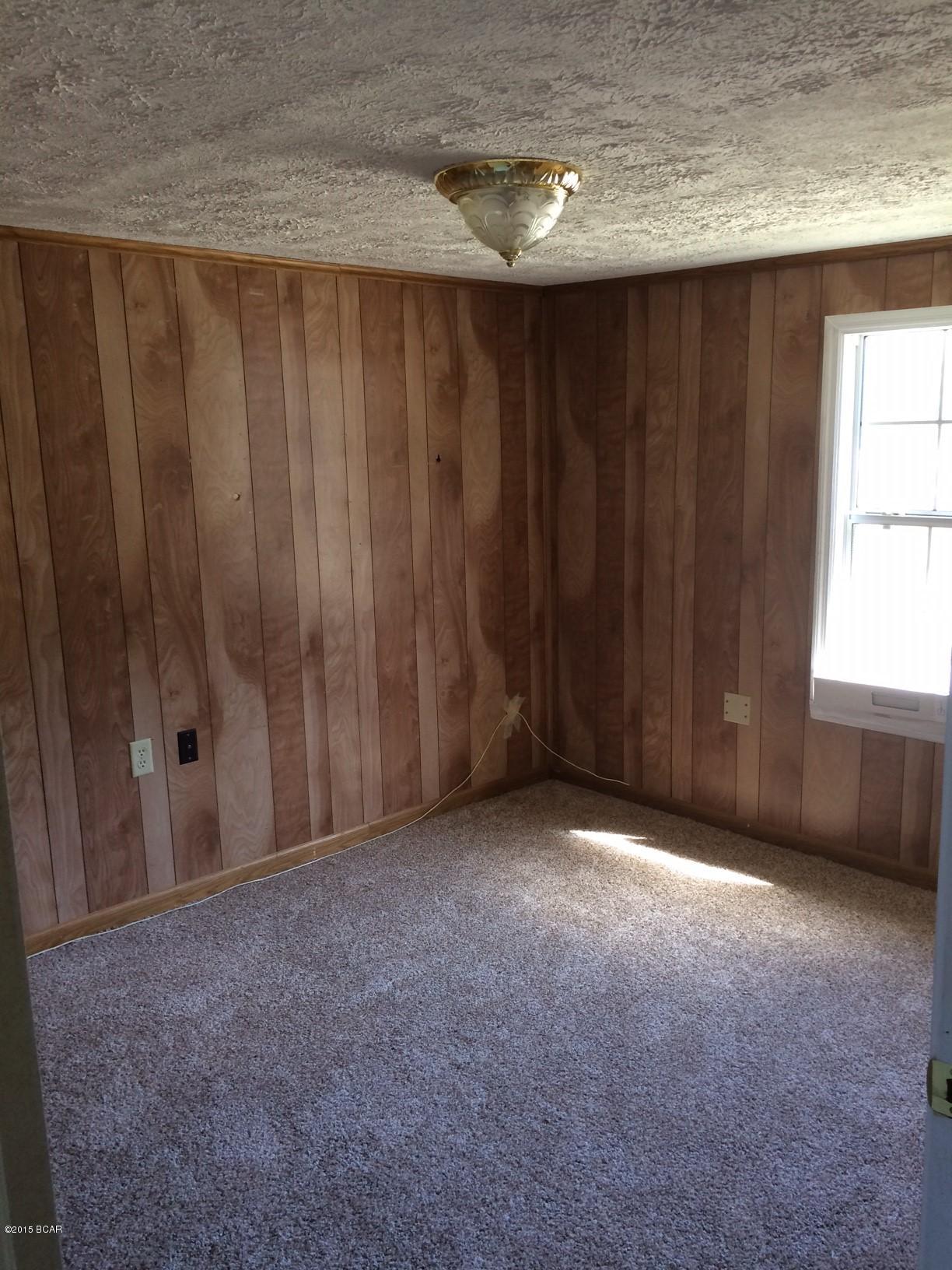 E Springfield - Residential Lease