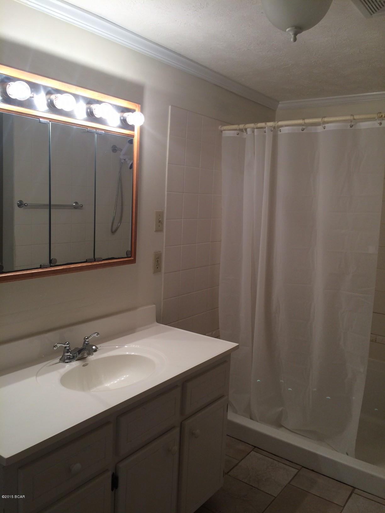 E Springfield - Residential Lease