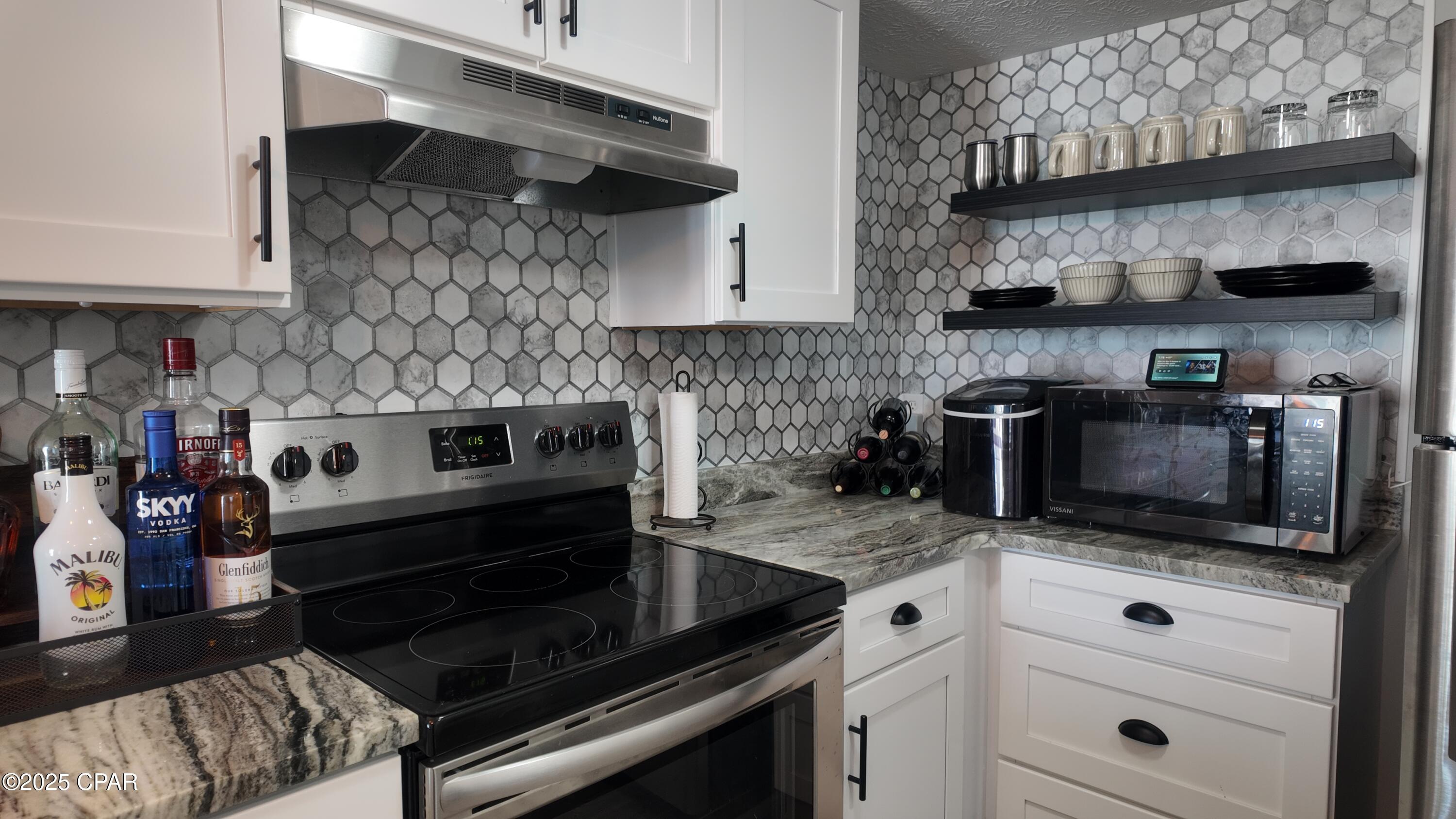 Hidden Lagoon - Residential