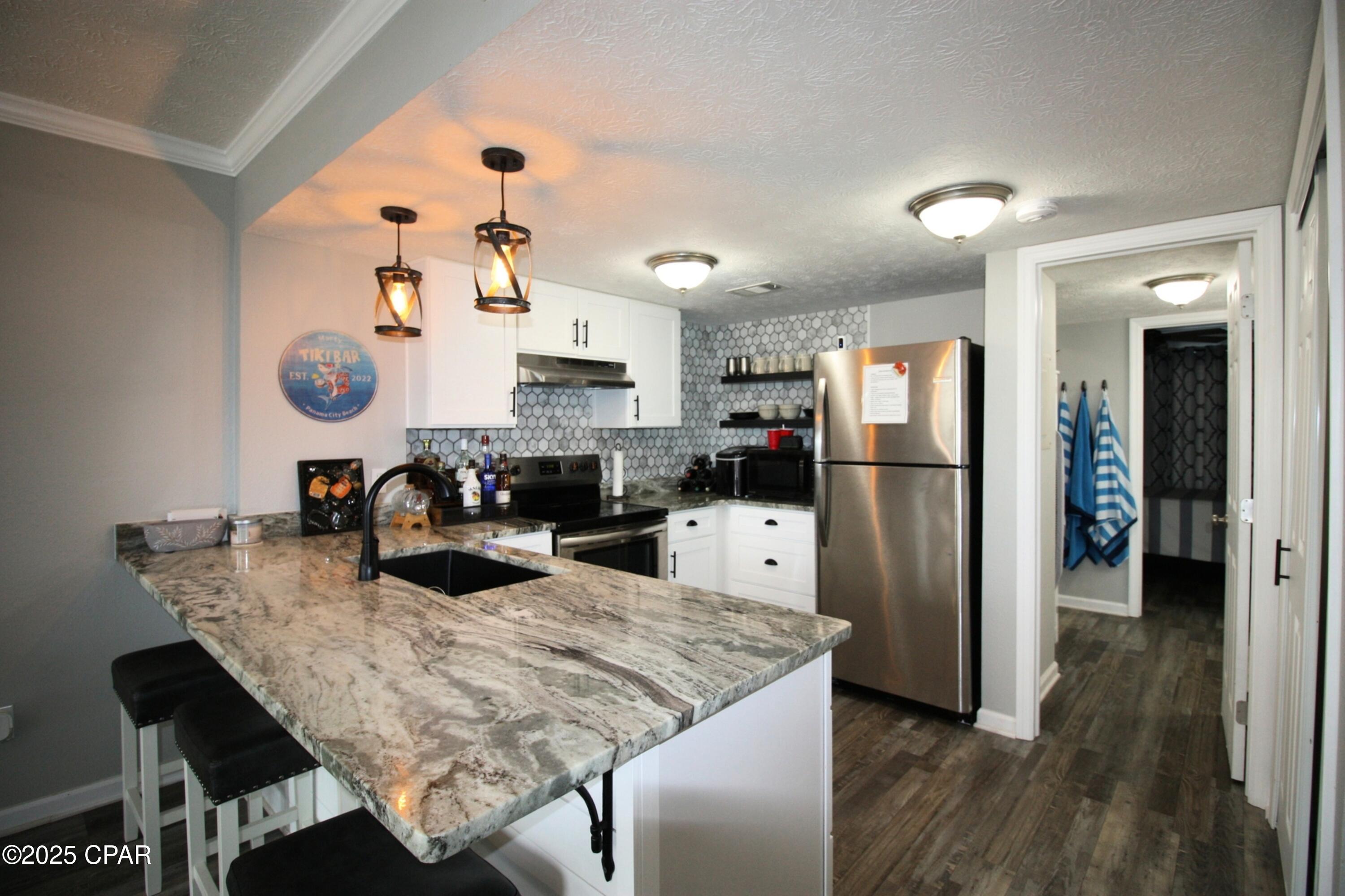 Hidden Lagoon - Residential