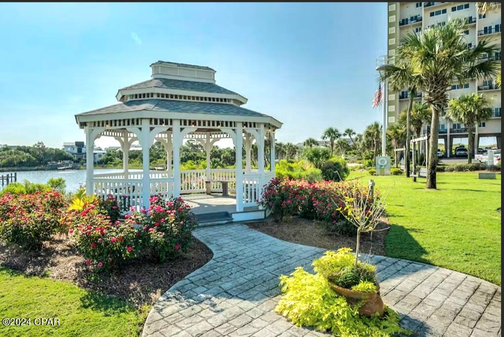 Pinnacle Port - Residential