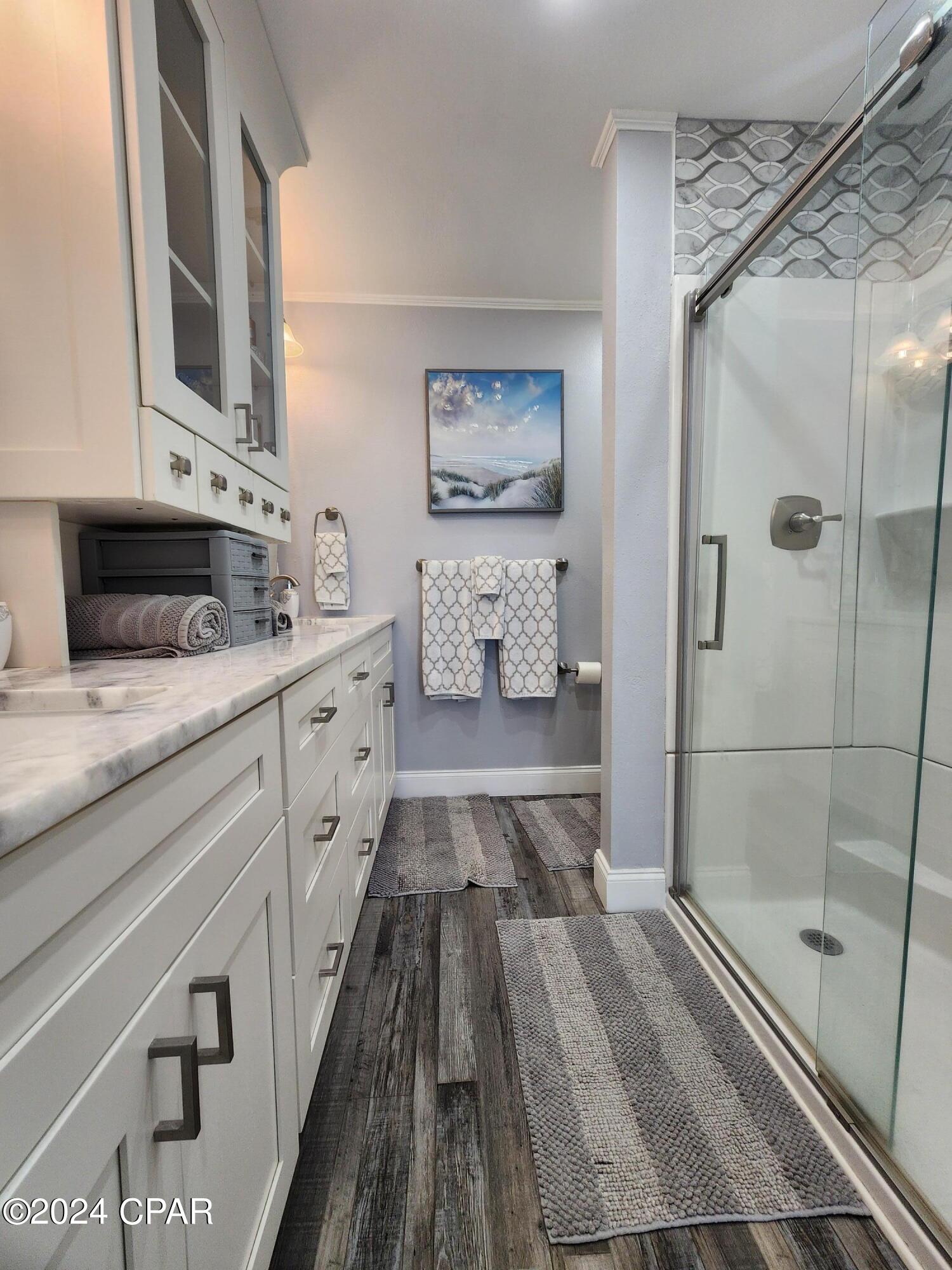 Pinnacle Port - Residential