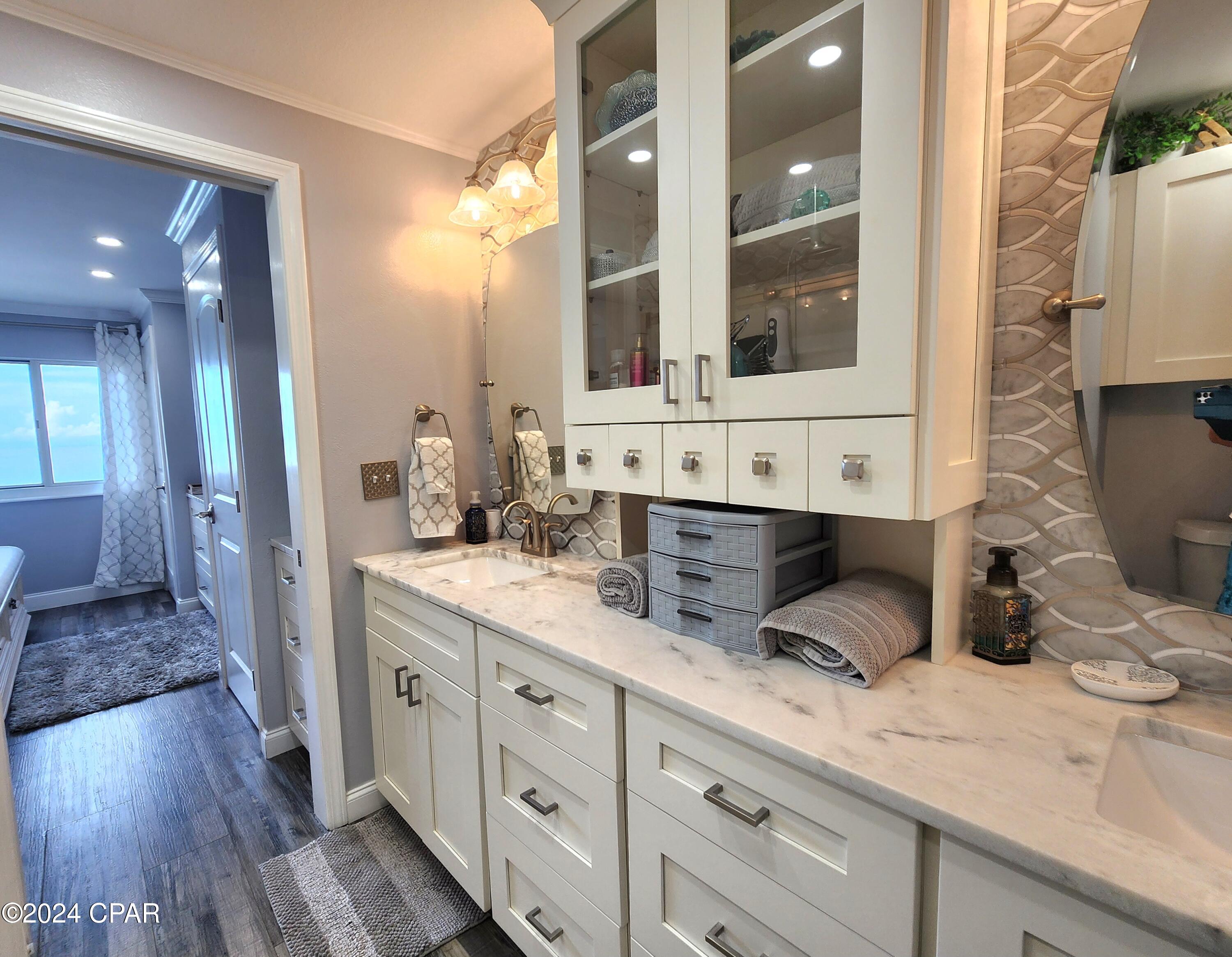 Pinnacle Port - Residential