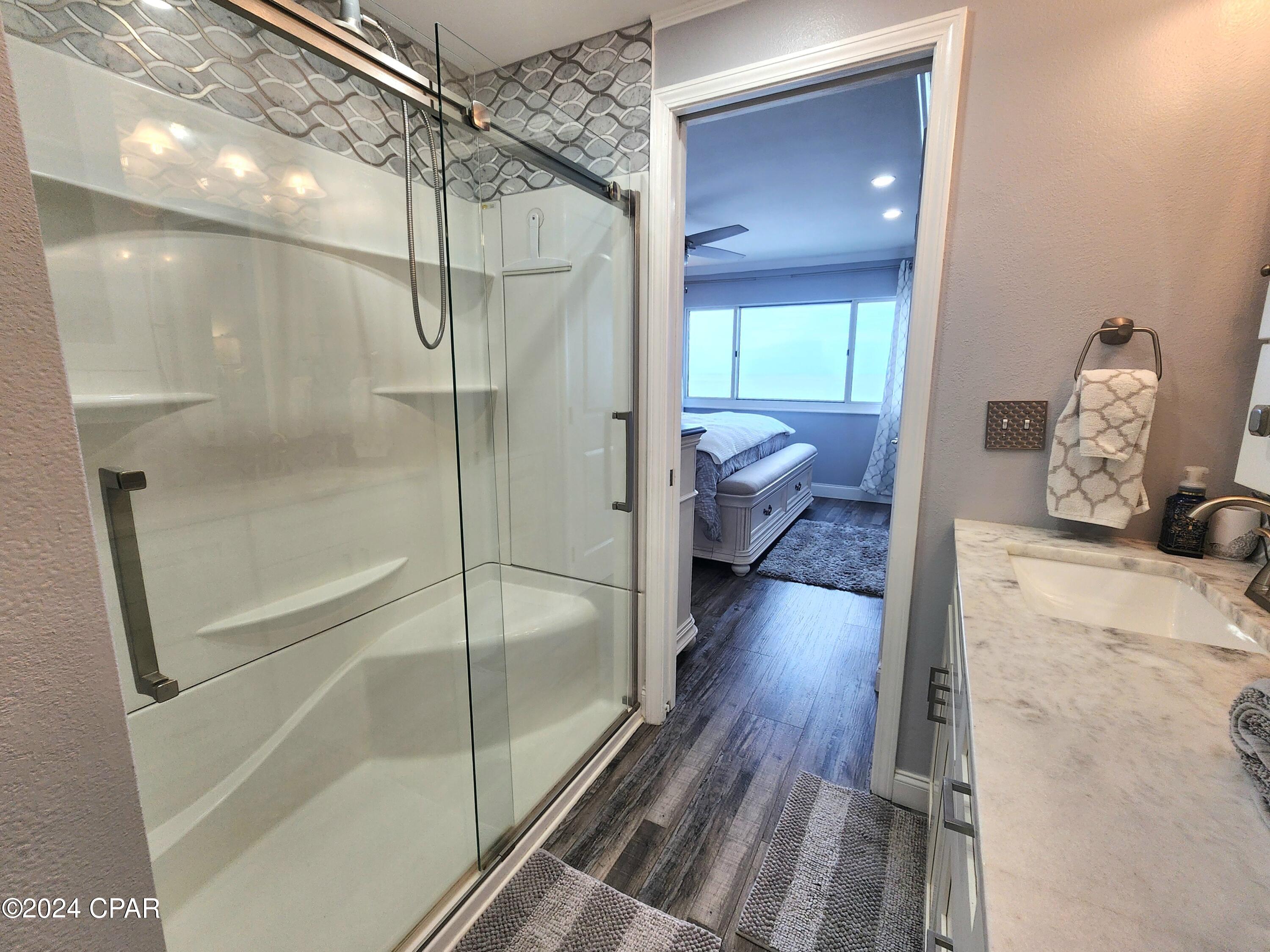 Pinnacle Port - Residential