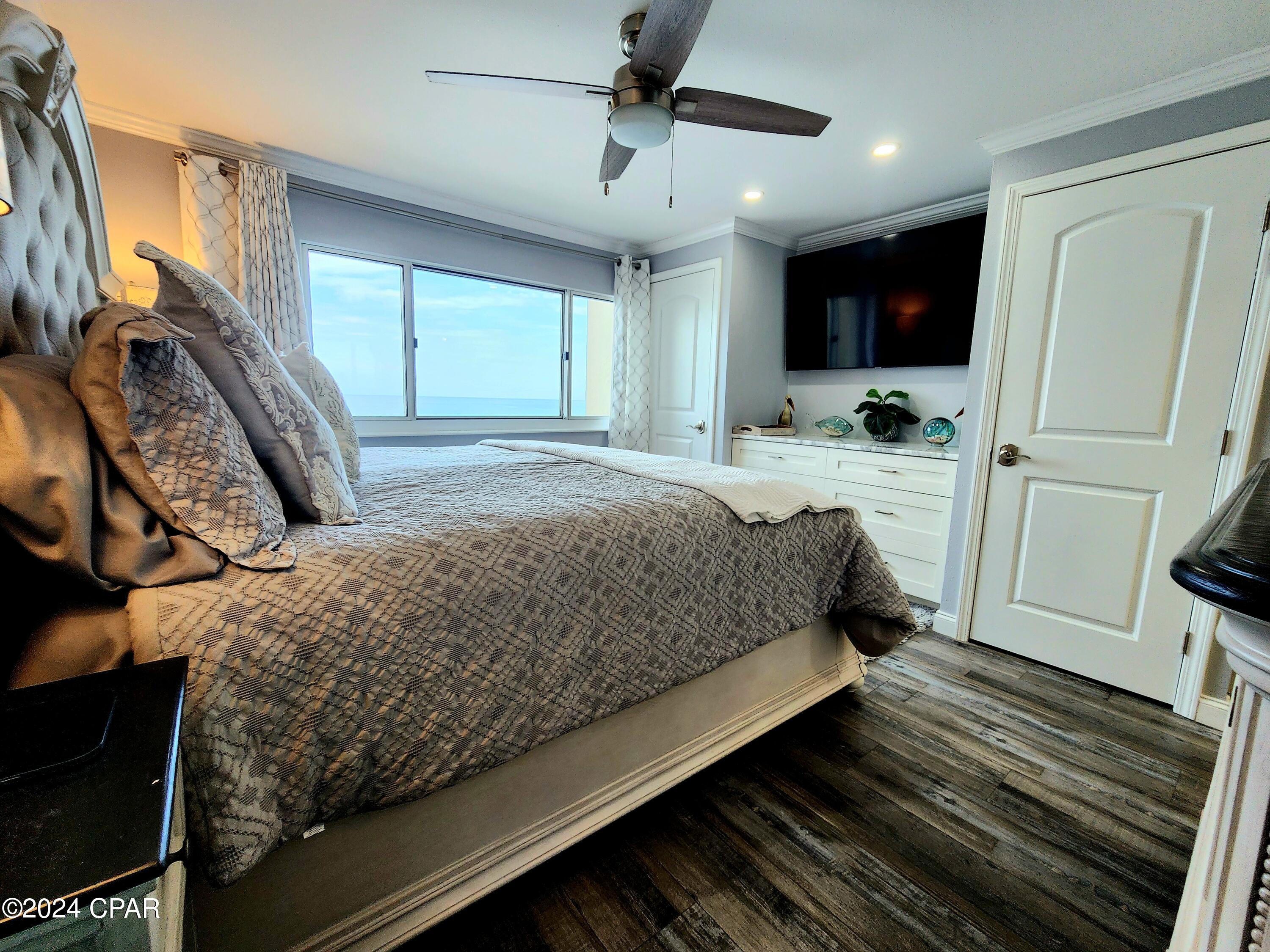 Pinnacle Port - Residential