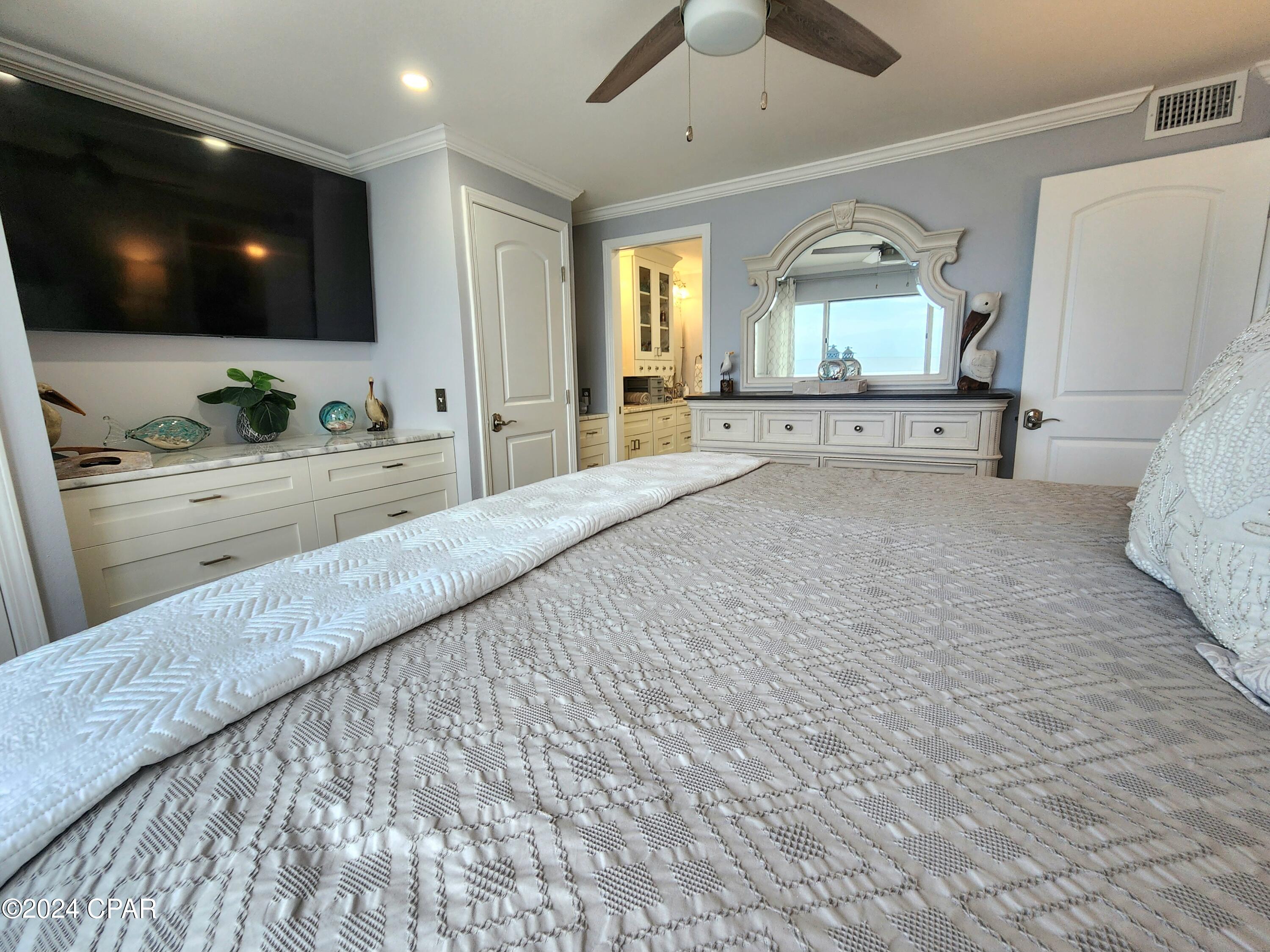 Pinnacle Port - Residential