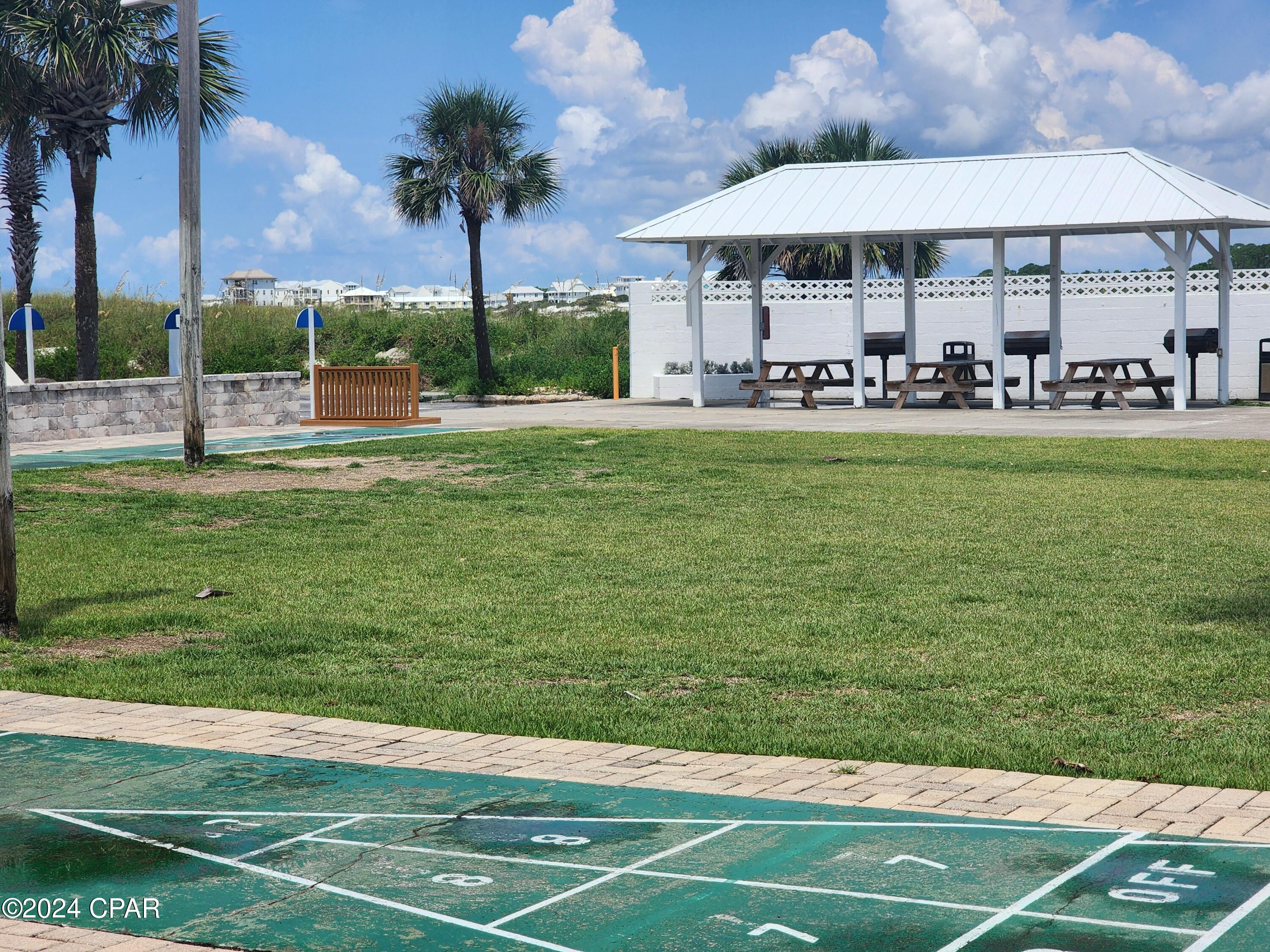 Pinnacle Port - Residential