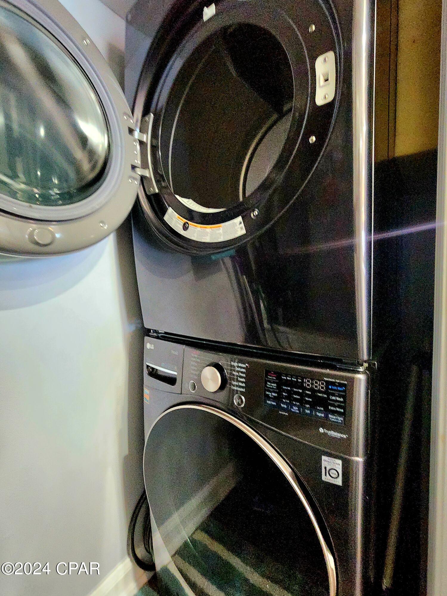 Pinnacle Port - Residential