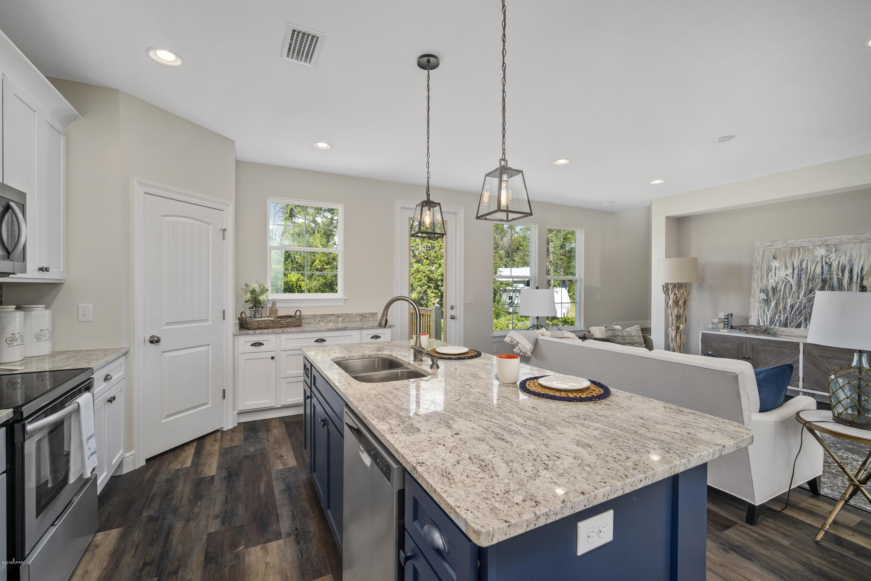 Magnolia Beach - Residential