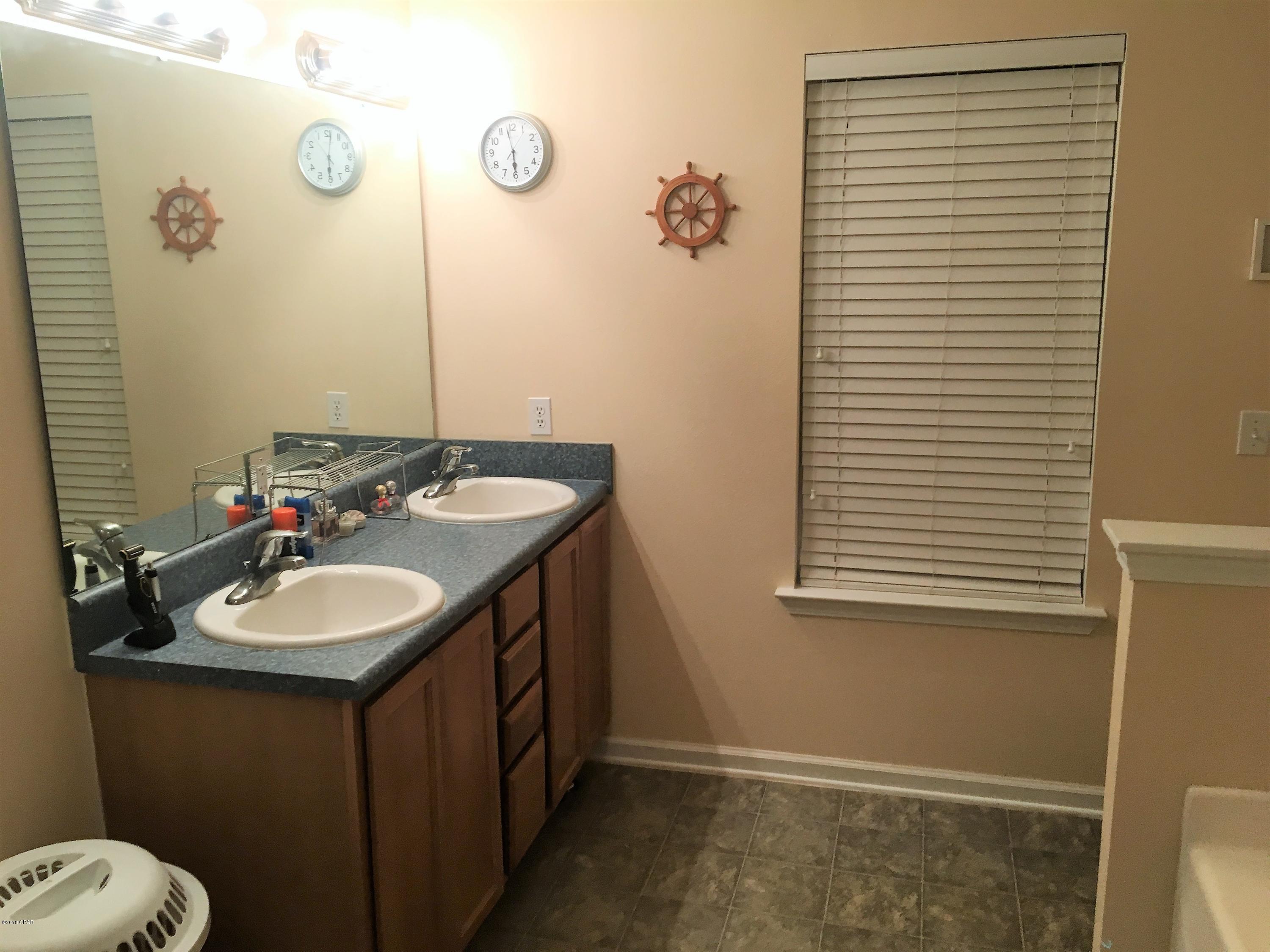 Dogwood Lakes - Residential