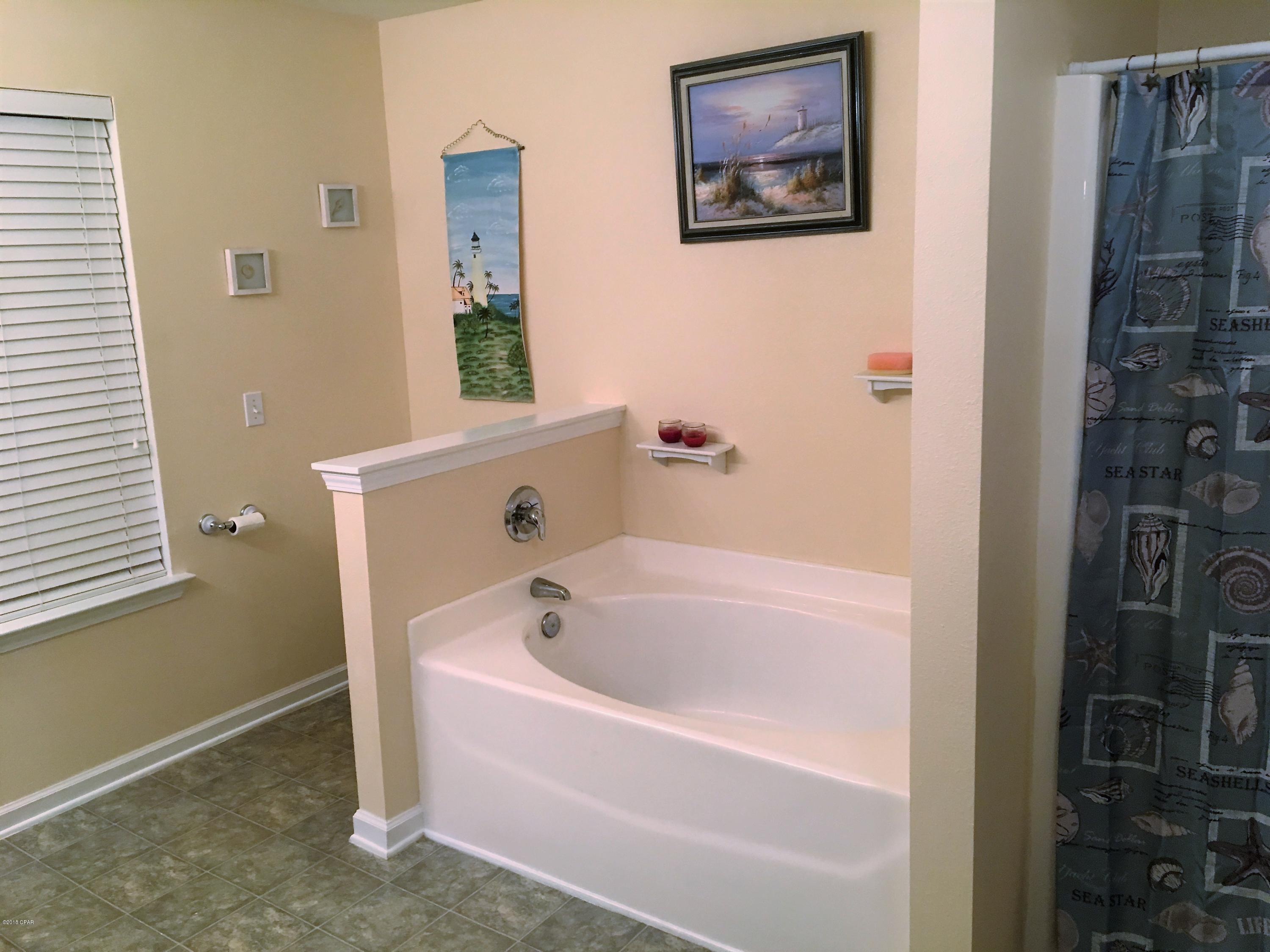 Dogwood Lakes - Residential