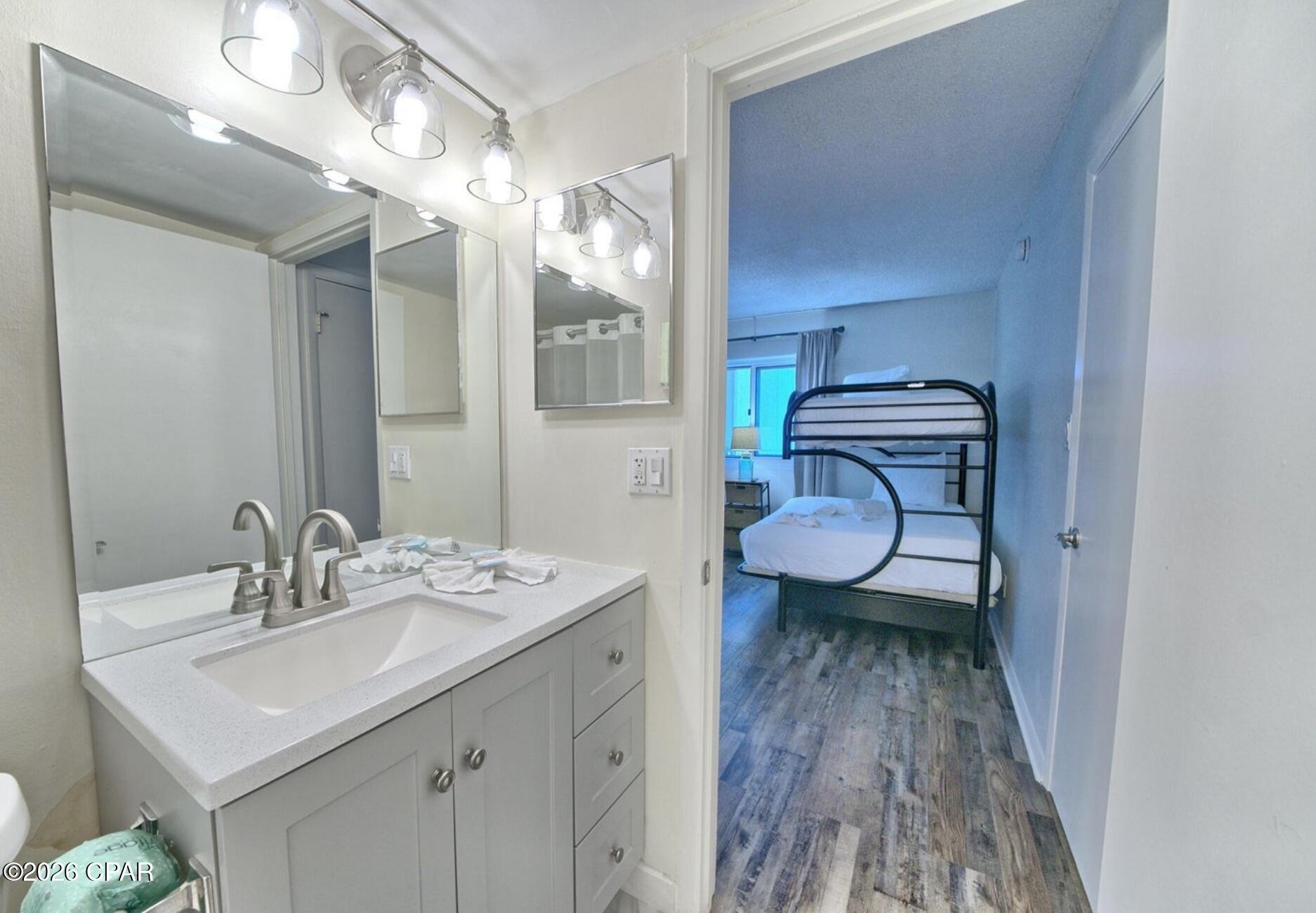 Pinnacle Port - Residential