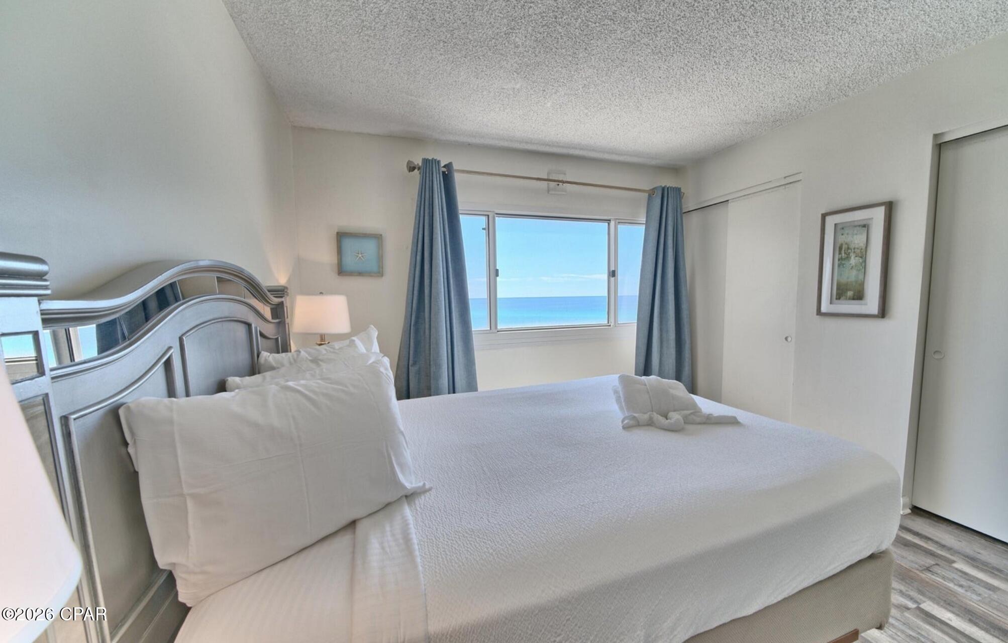 Pinnacle Port - Residential