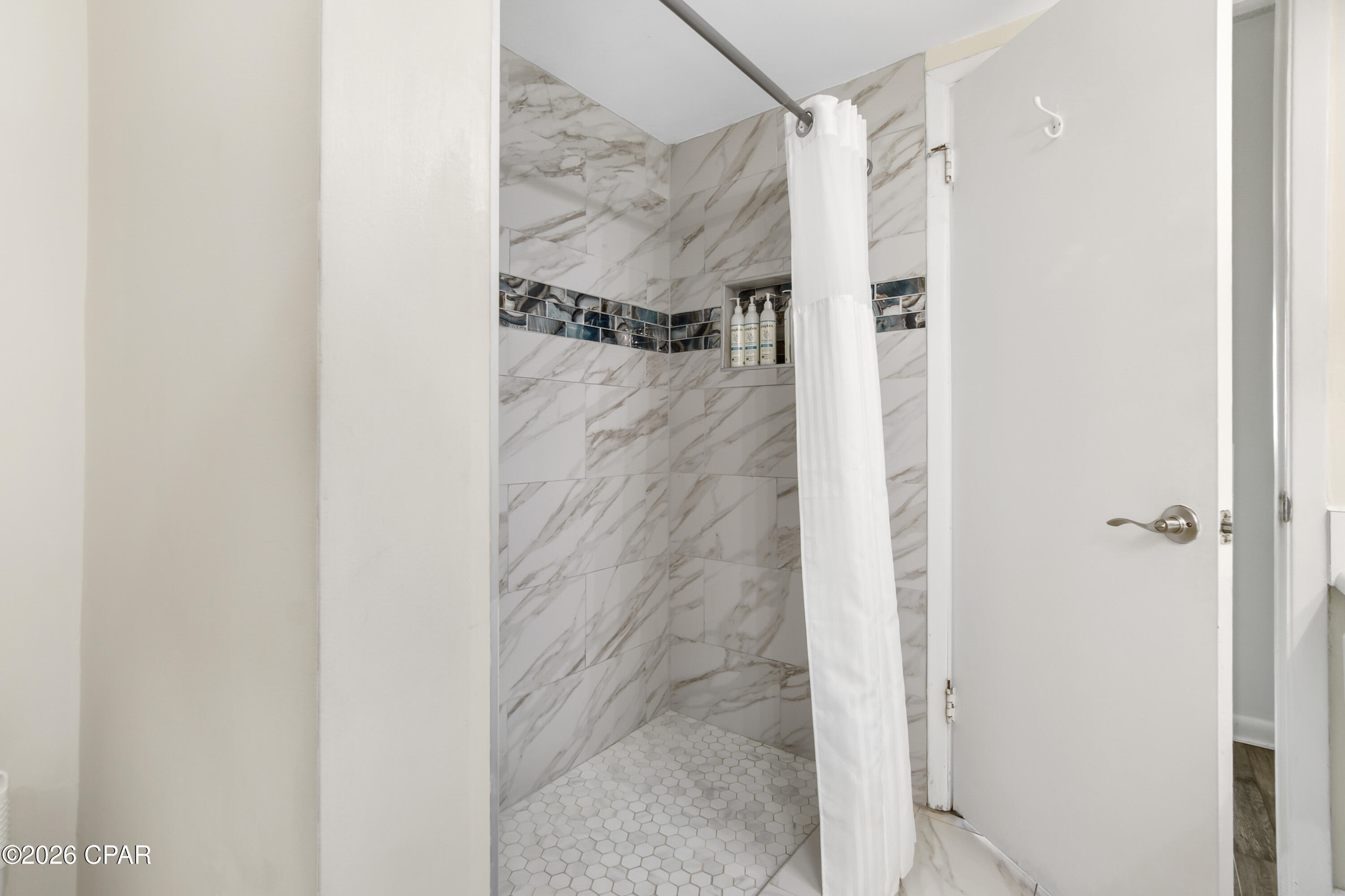 Pinnacle Port - Residential