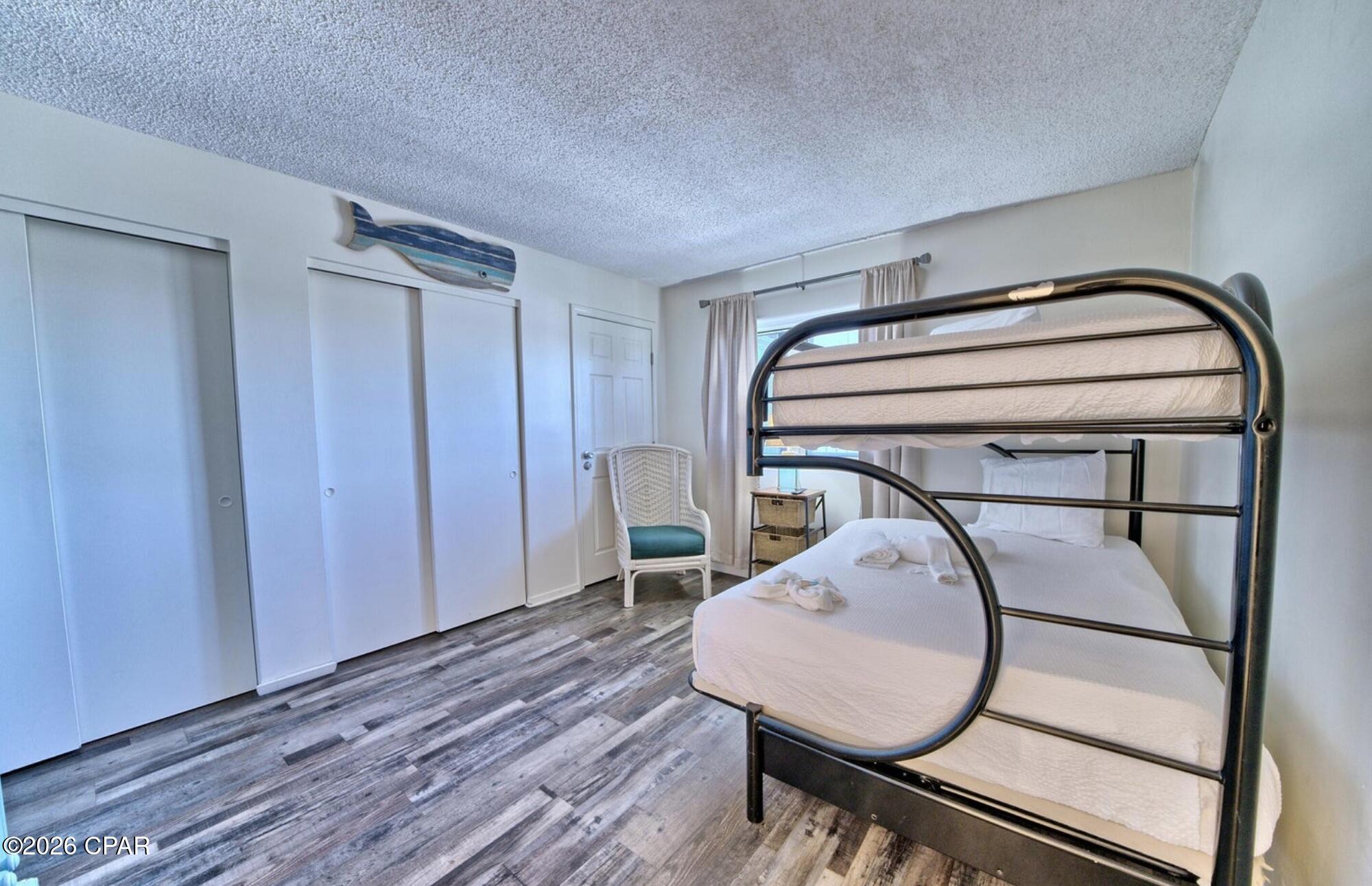 Pinnacle Port - Residential