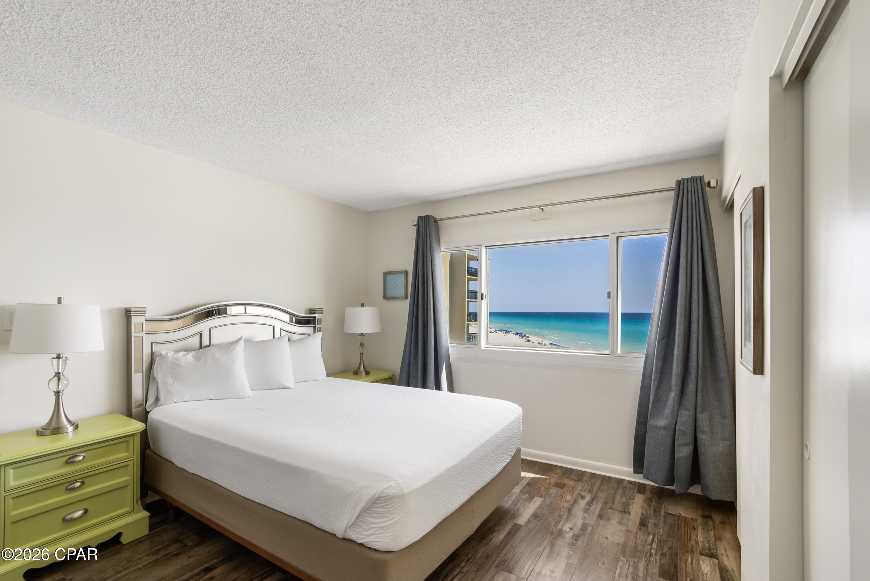 Pinnacle Port - Residential